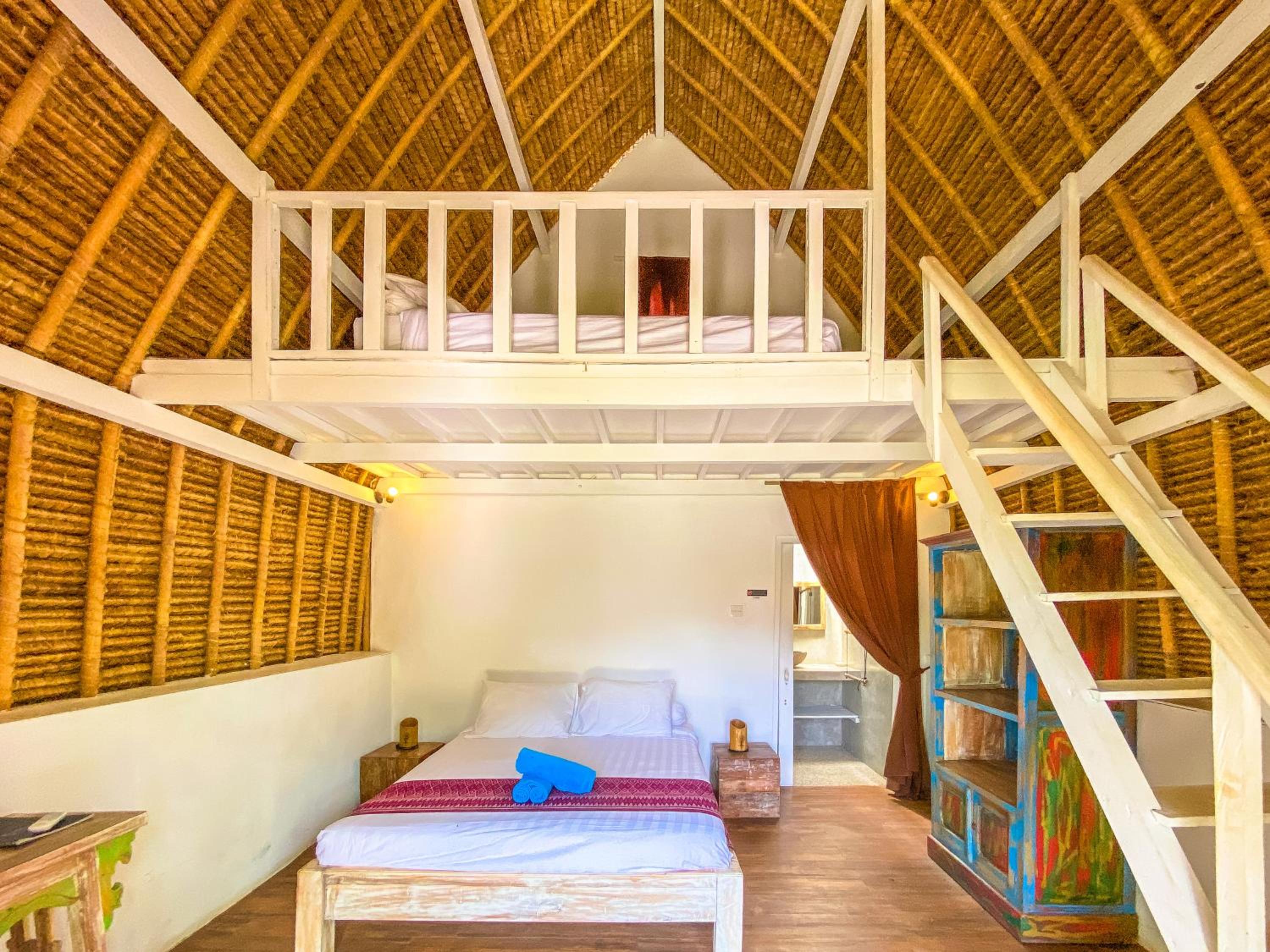 Family Bungalow - Photo 1