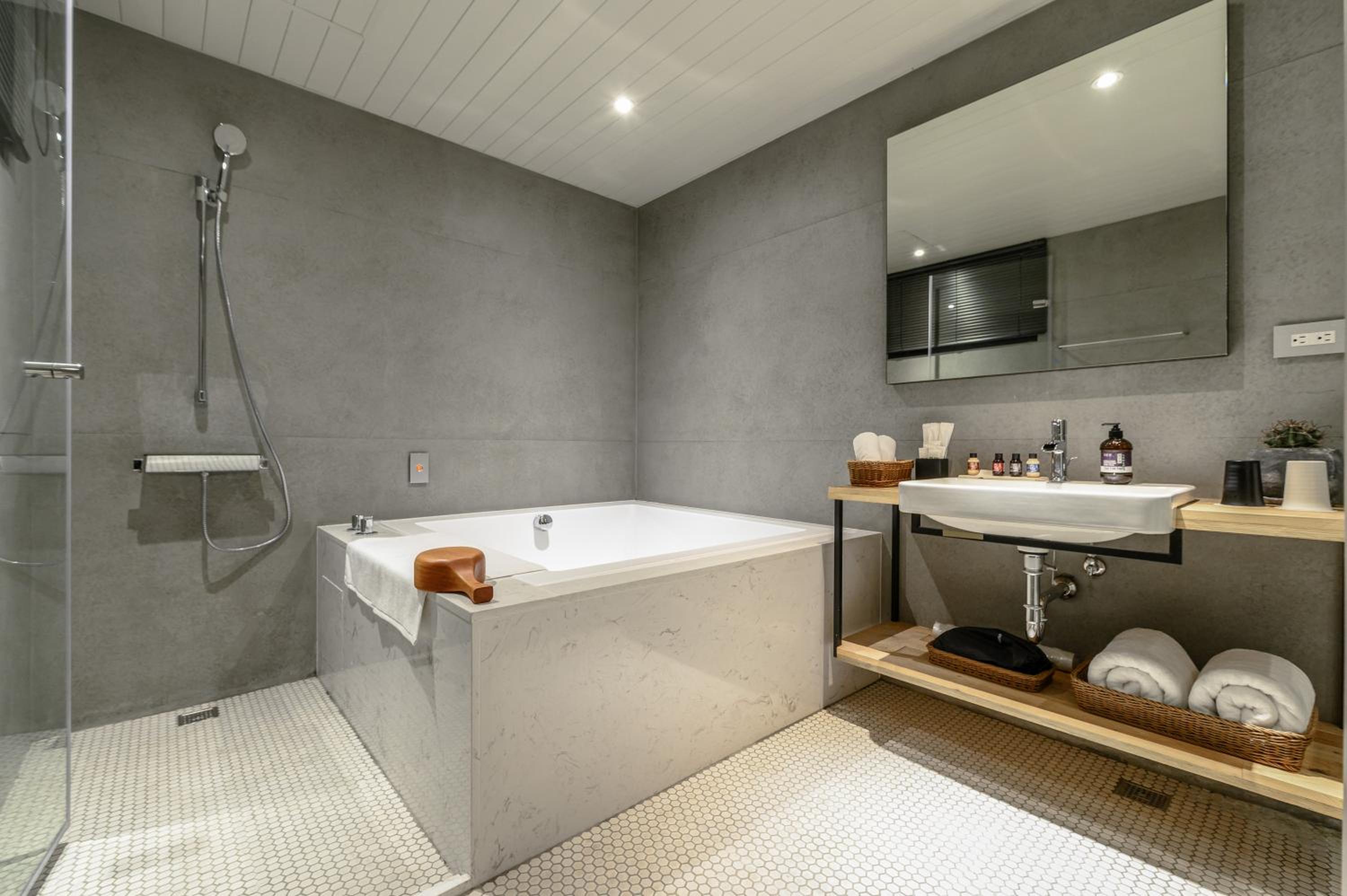 Deluxe Double Room - Photo 6
