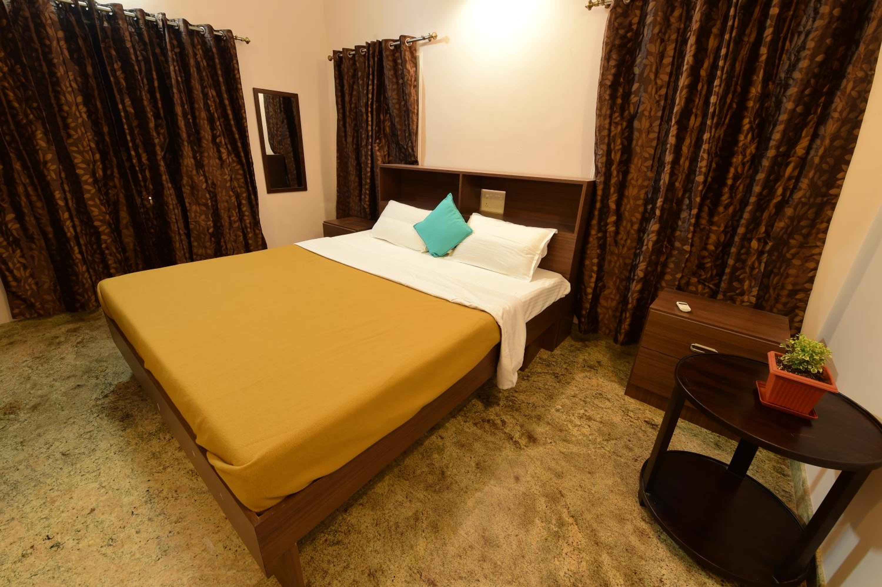 Standard Queen Room photo 2