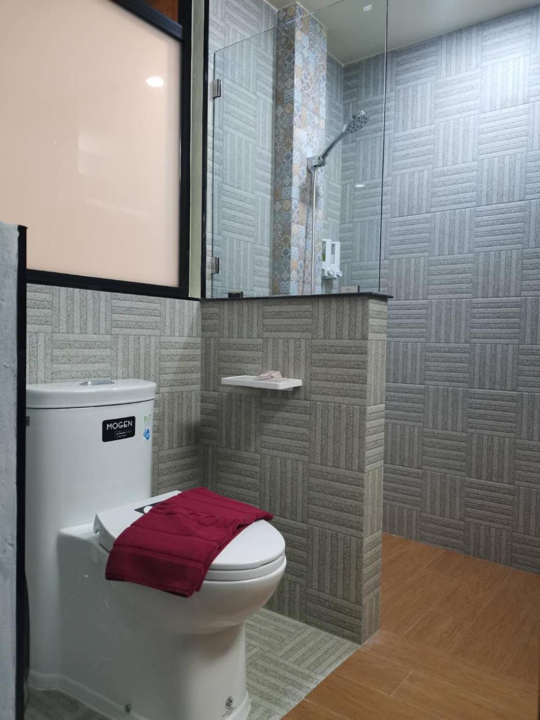 Standard Double Room - Photo 3