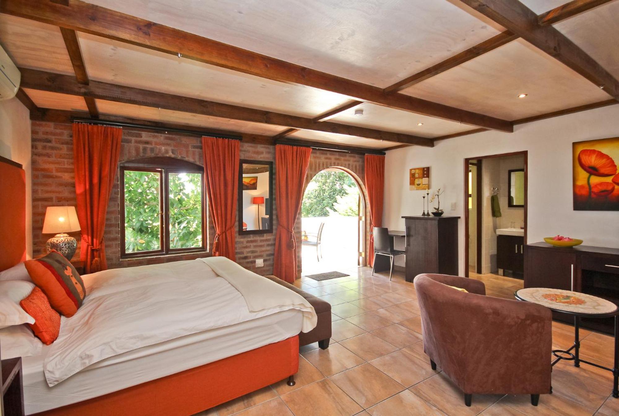 Deluxe Suite with Sea View photo 1