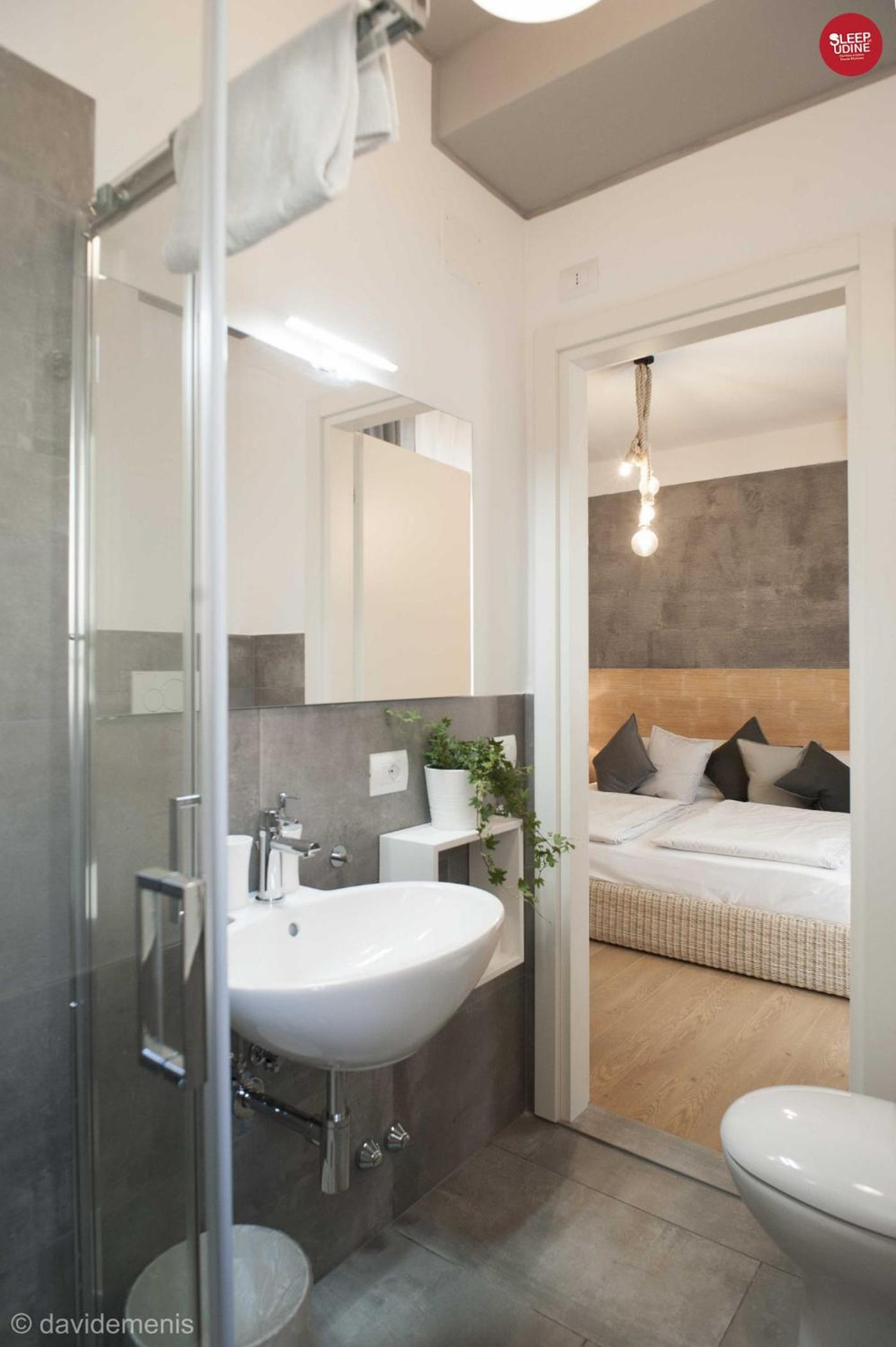 Double Room with Private Bathroom photo 2