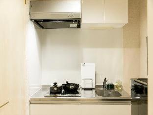 Apartment - No Cleaning for Consecutive Night Stays - Photo 5