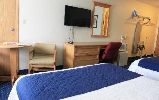 Family Room - Photo 1
