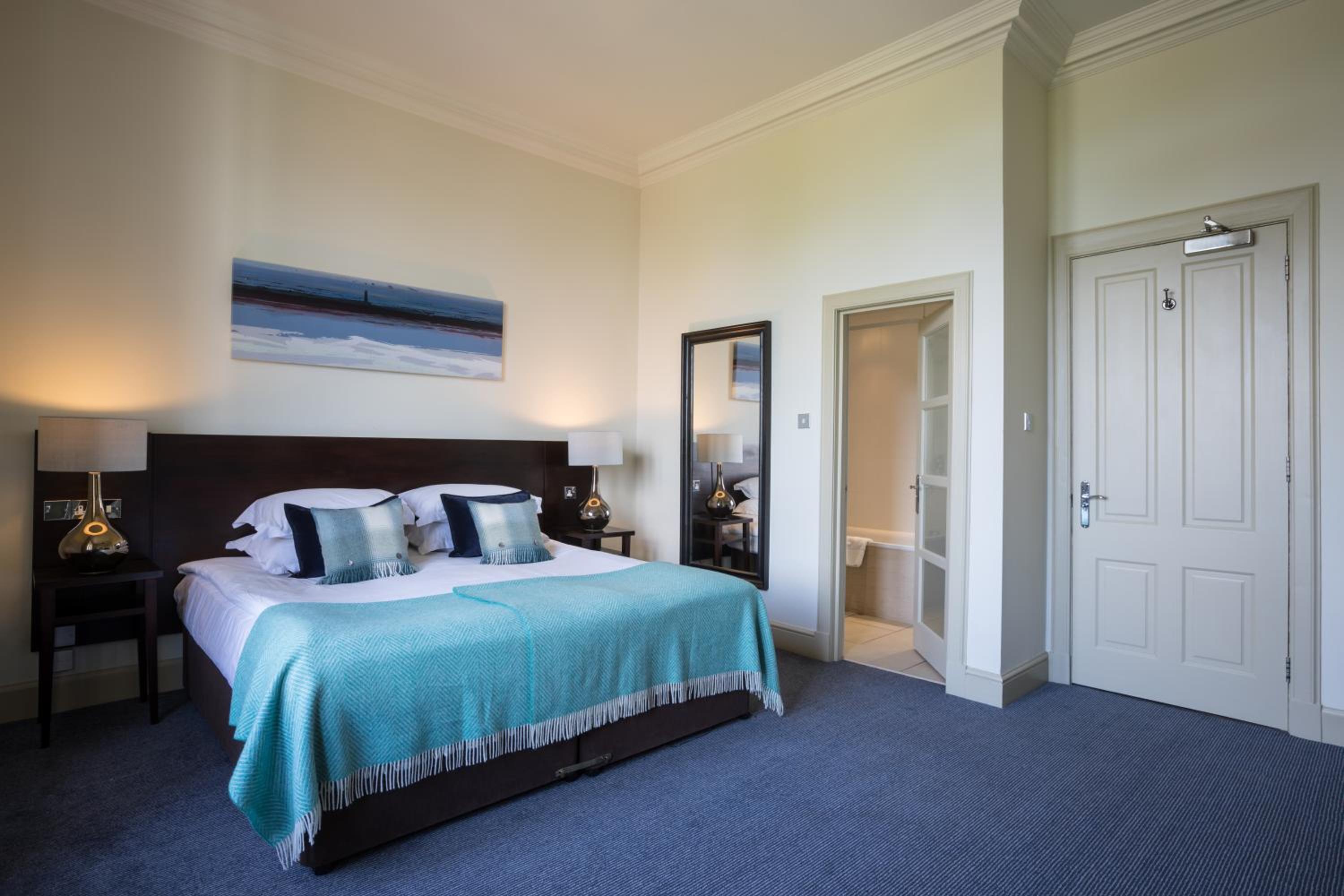 Superior Double or Twin Room photo 2
