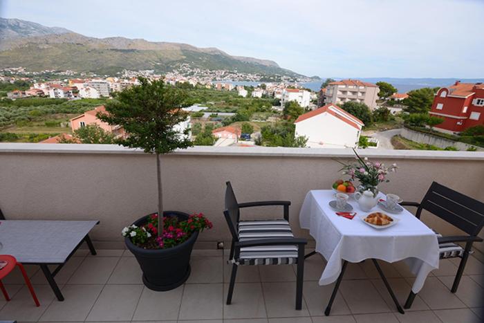 Double or Twin Room with Balcony and Sea View