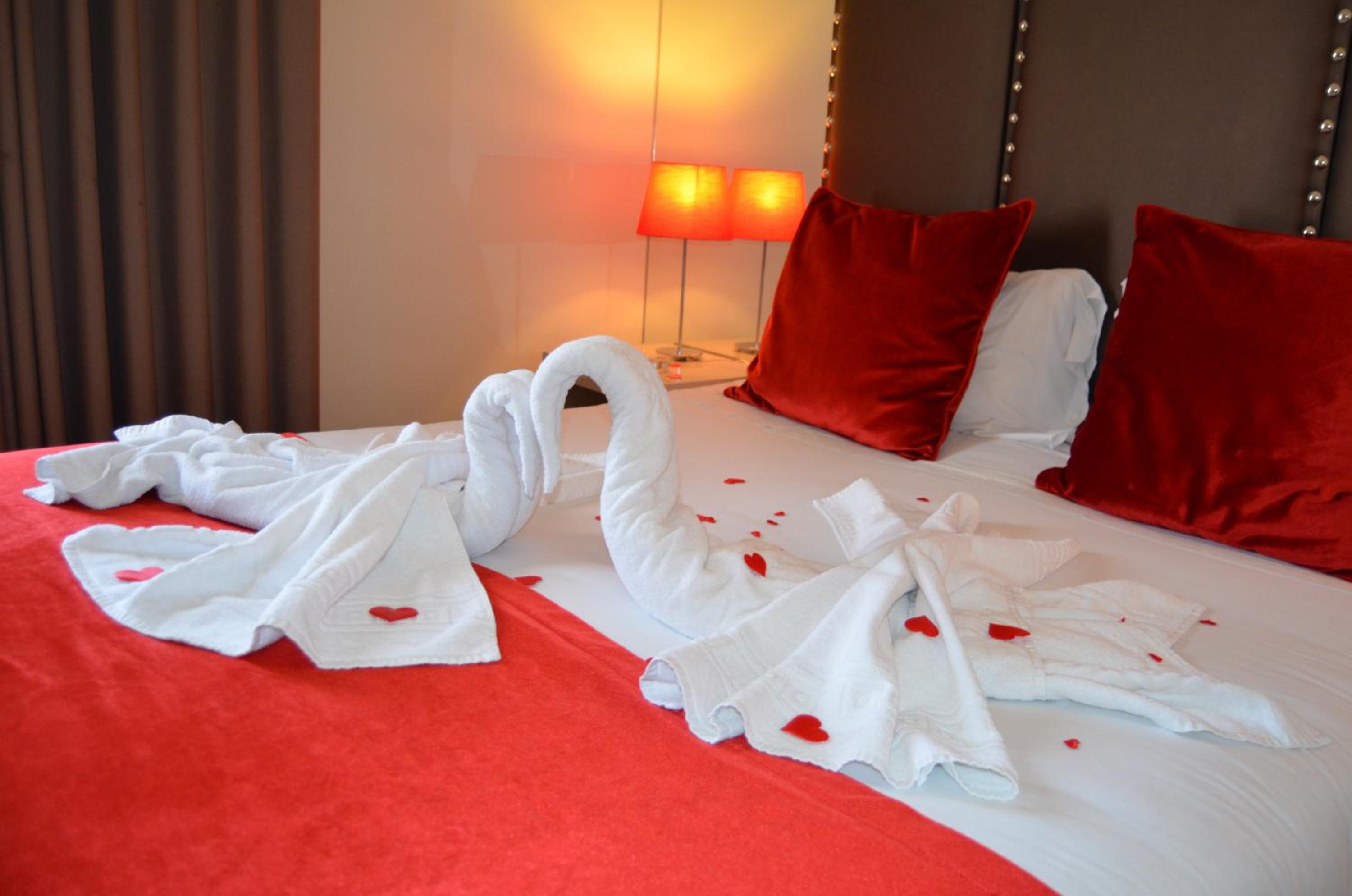 Double Room with Romantic Package  photo 3