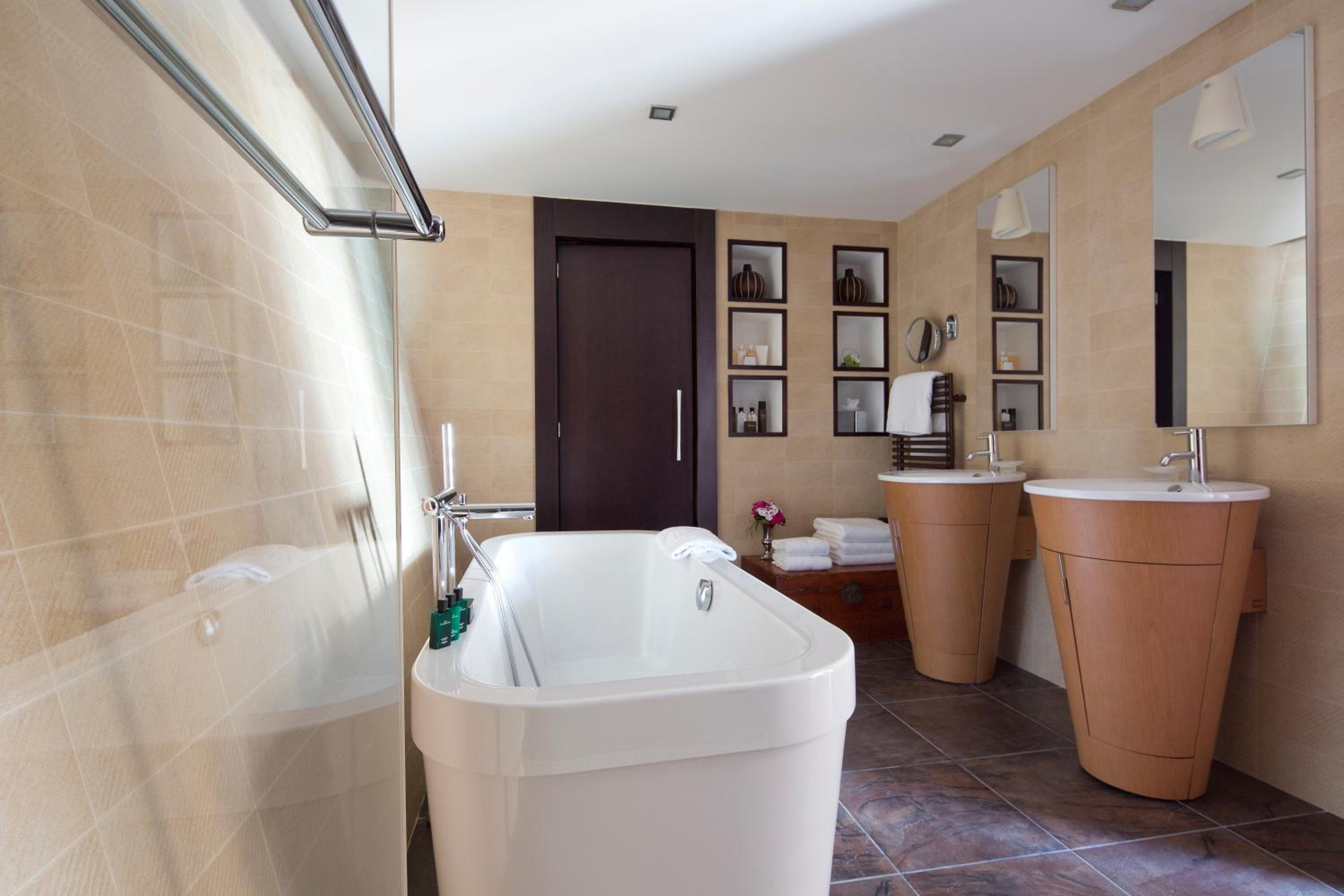 Prestige Junior Suite