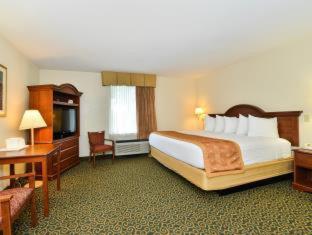 Queen Room photo 3
