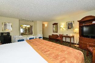 2 Queen Beds, Nonsmoking - Photo 5