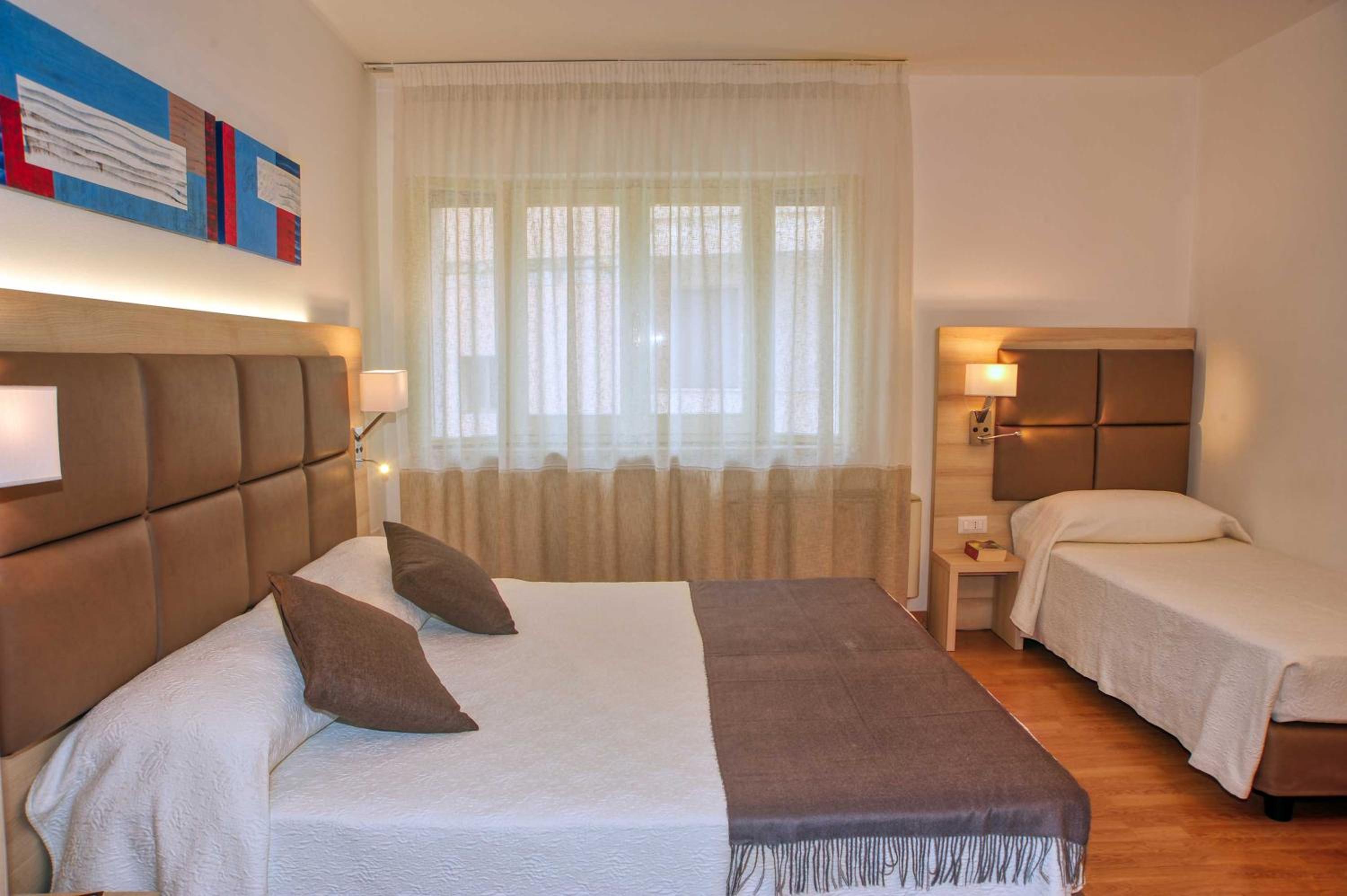 Superior Triple Room - Photo 1