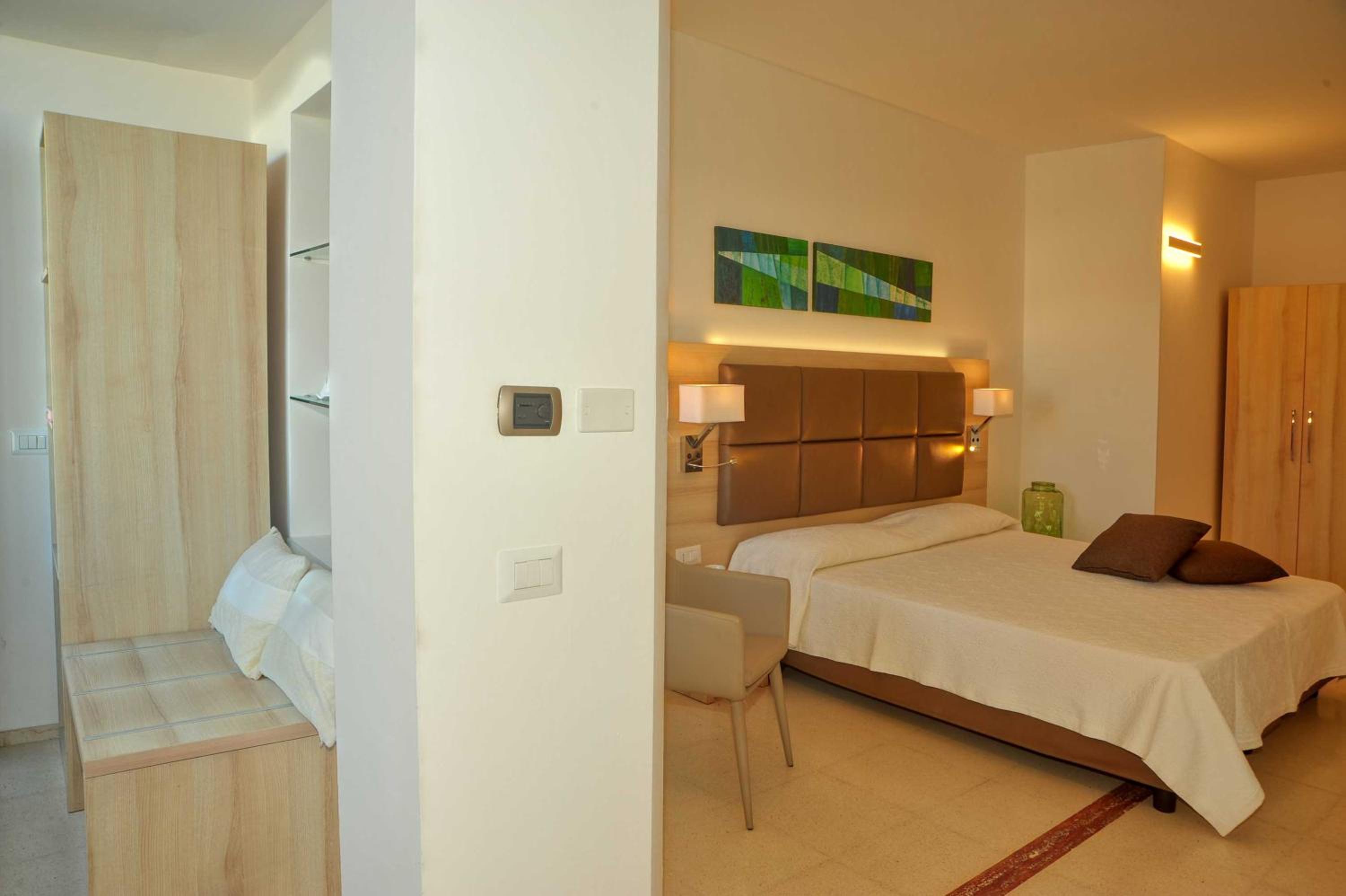 Superior Double Room - Photo 10