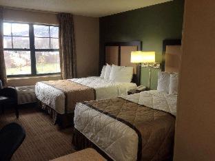 1 Queen Bed | Non-Smoking, Kitchen - Photo 6