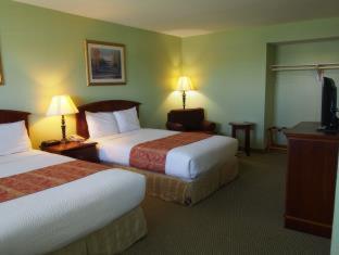 Deluxe Two Queen Beds - Photo 1
