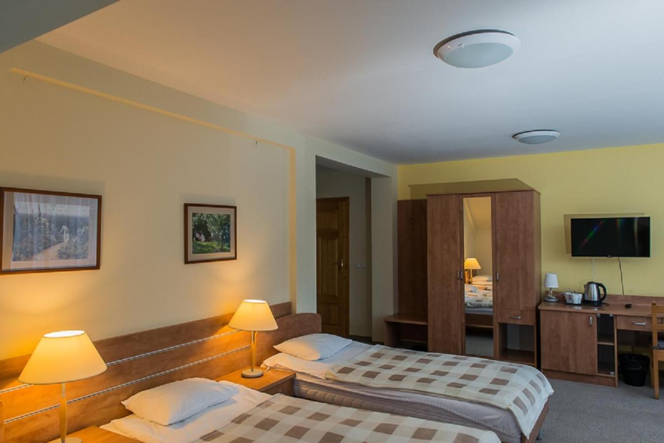 COMFORT ROOM - Photo 6
