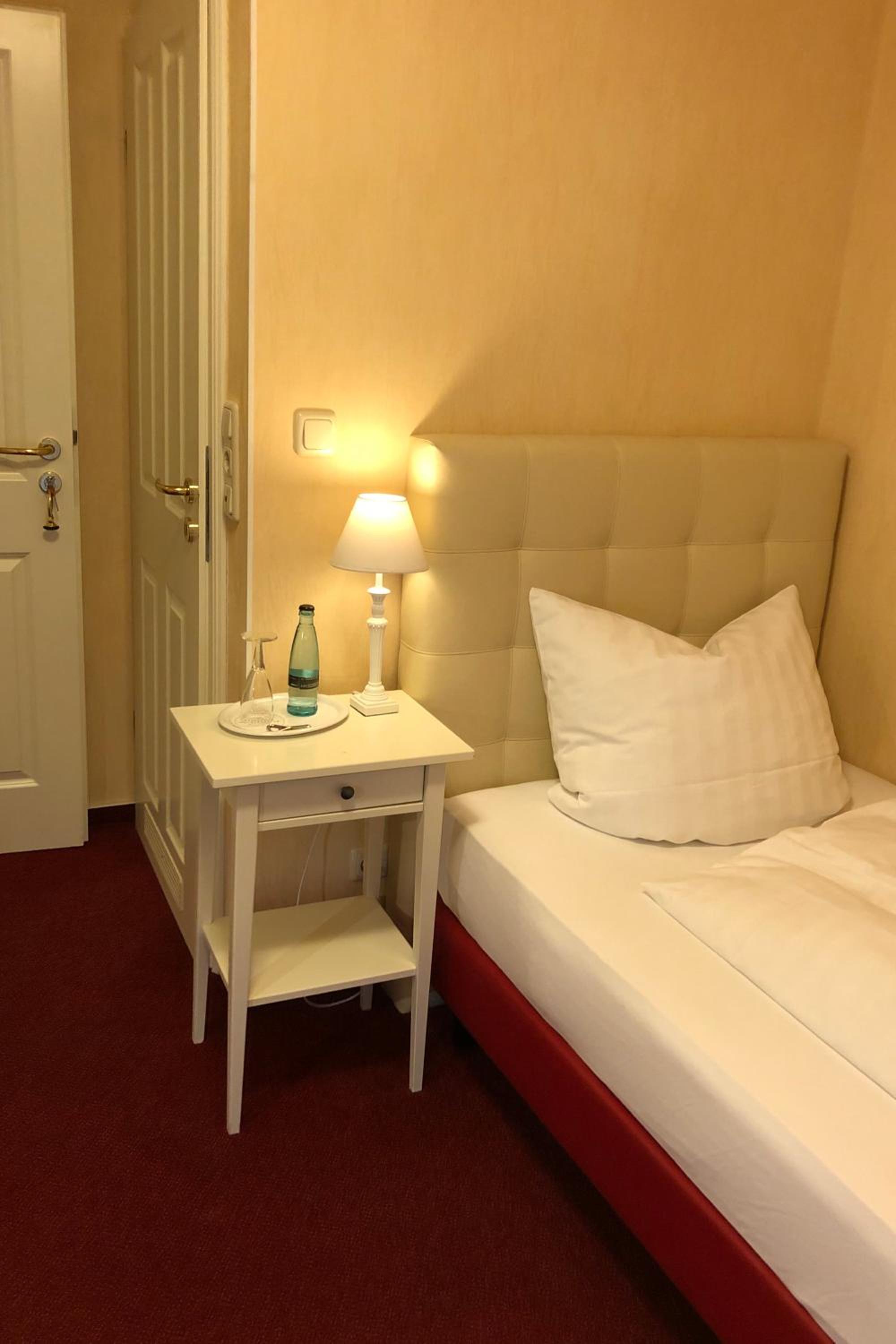 Small Single Room