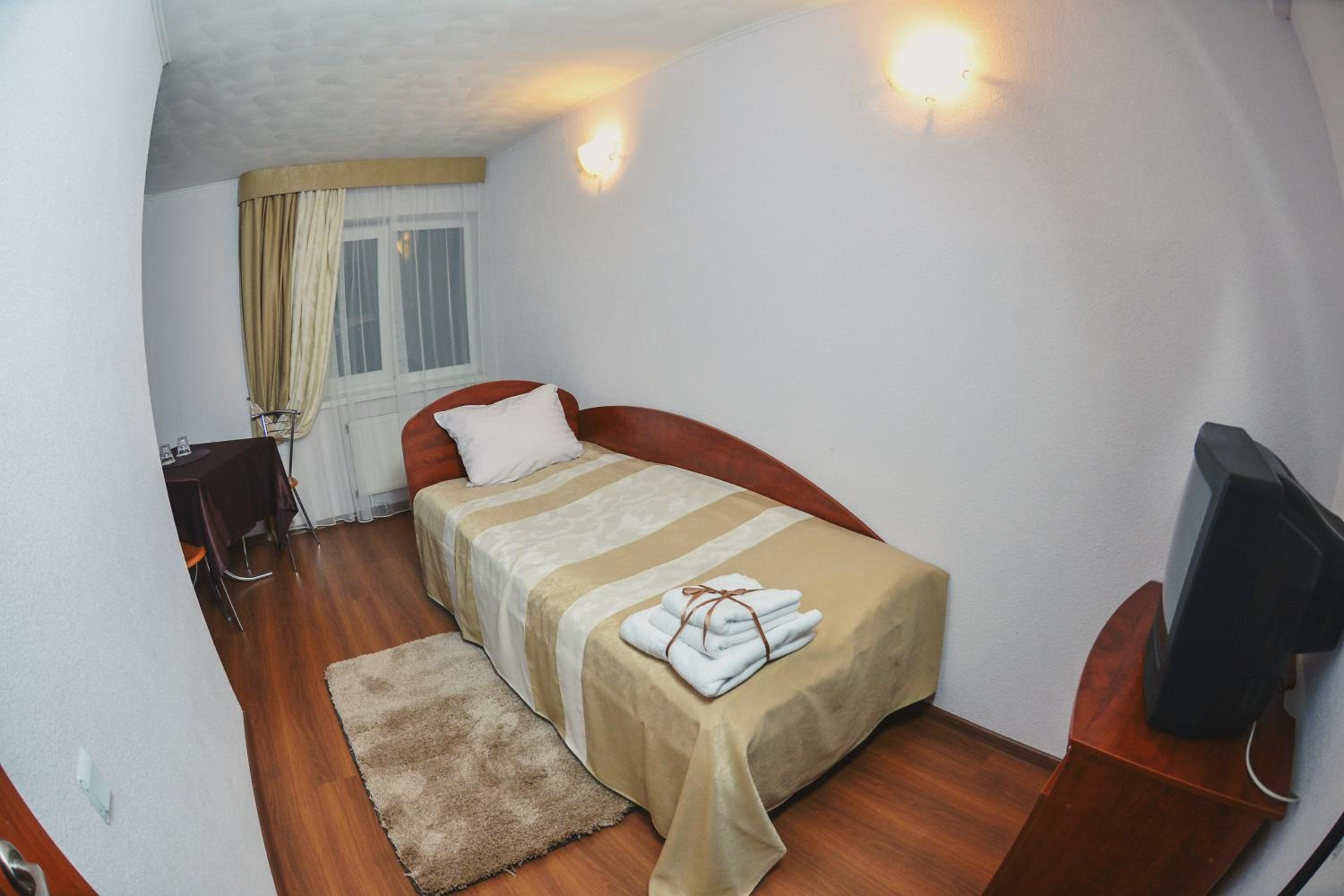 Standard Single Room with Shower