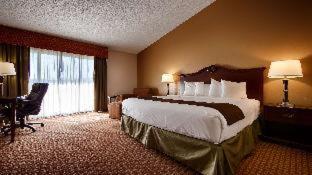 Large King Room with Sofa Bed and Balcony - Non-Smoking - Photo 1