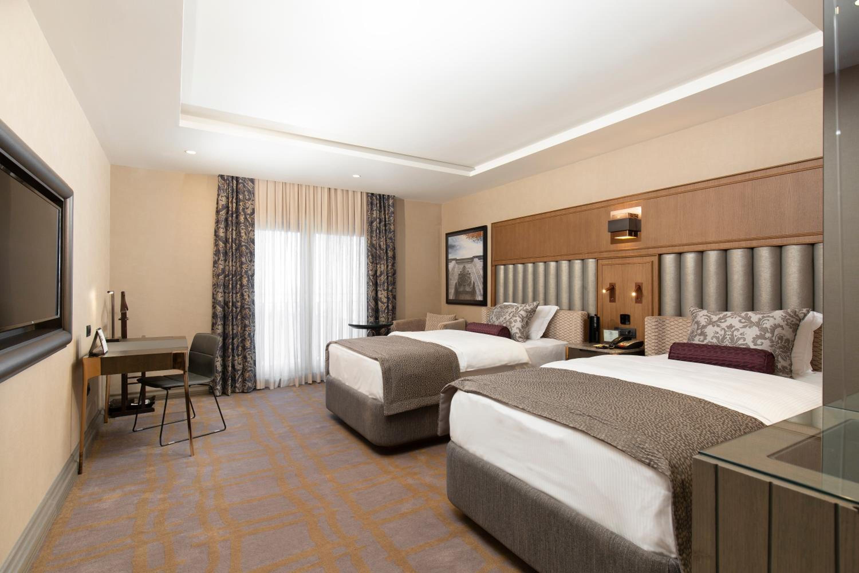 Superior Double or Twin Room - Photo 4