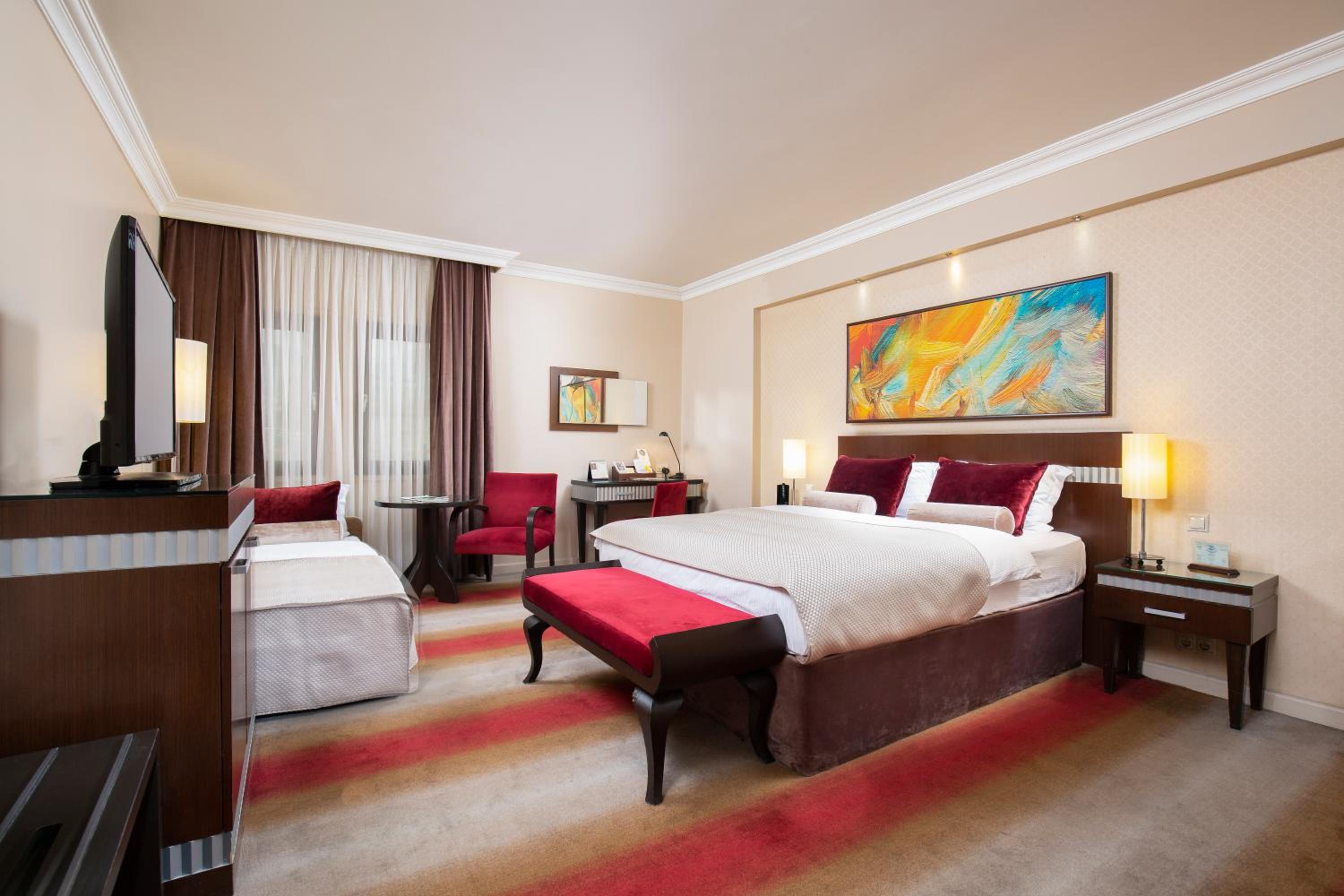 Superior Triple Room - Photo 1