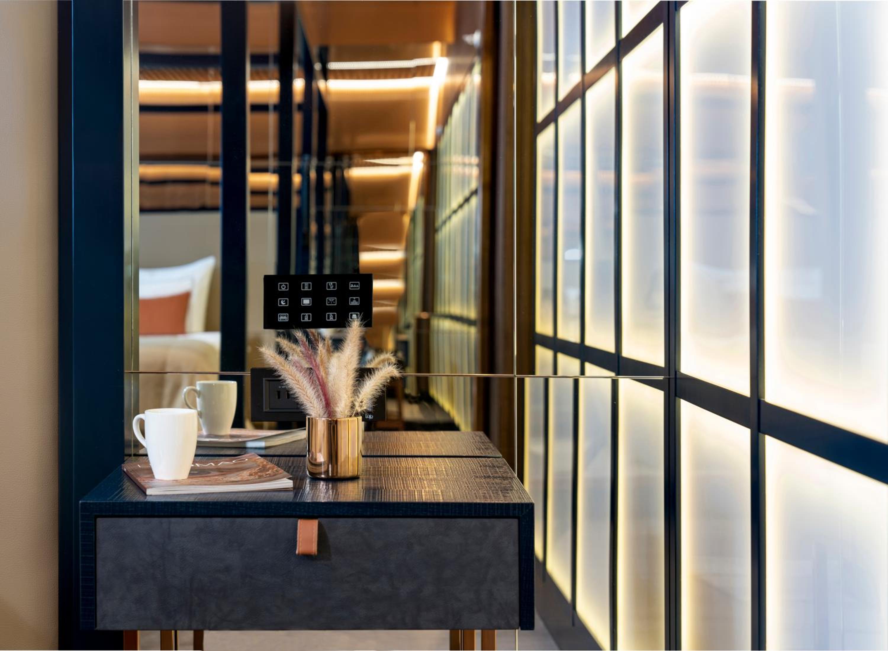 Chambre Indigo Clubber avec Terrasse - Réservée aux Adultes