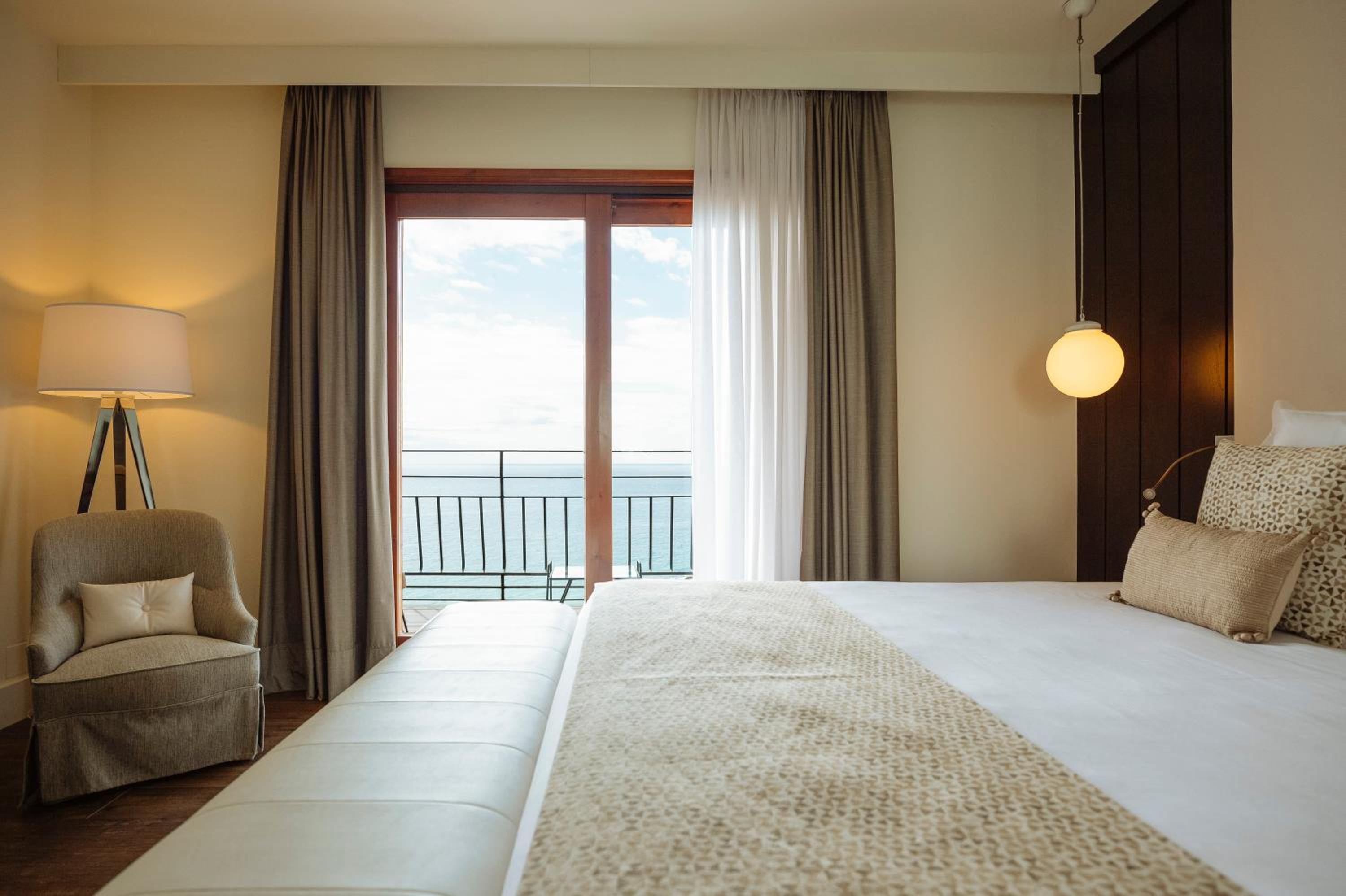 Deluxe Double Room with Sea View photo 2