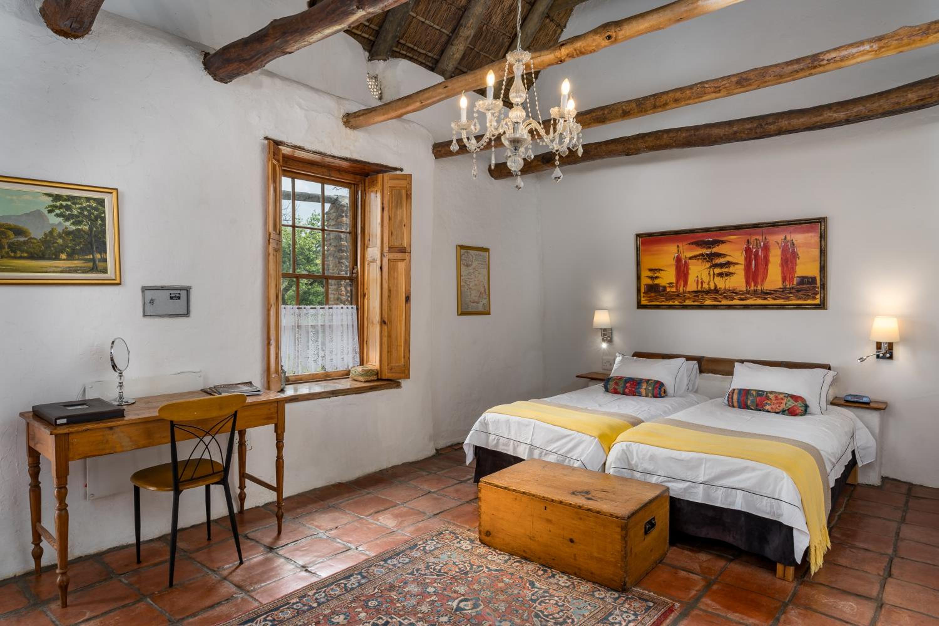 Twin Room with Extra Bed - Photo 1