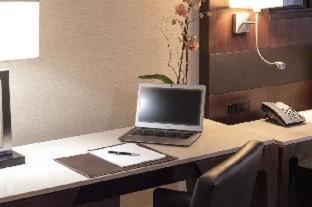 Standard Double Room with Two Double Beds - Photo 8