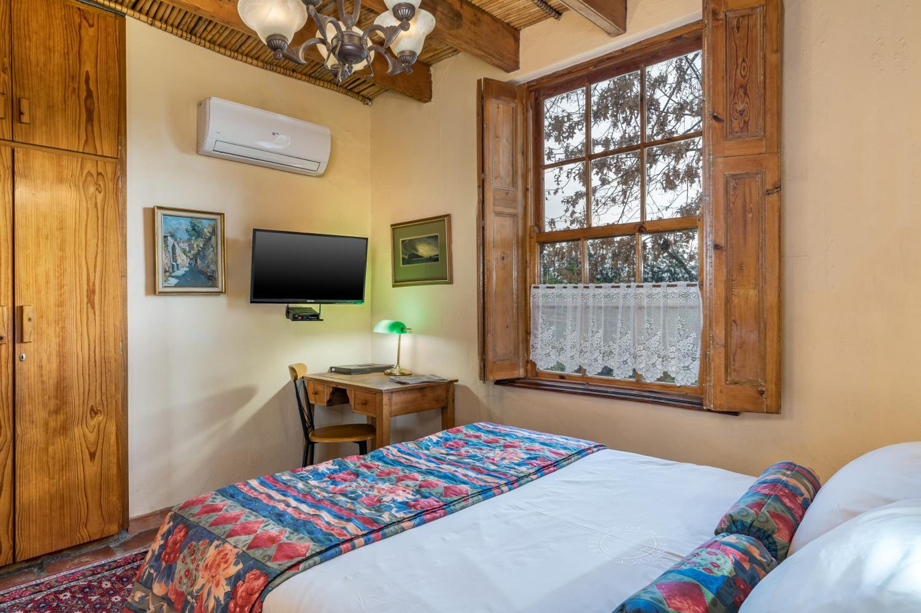 Queen Room with Garden View photo 1