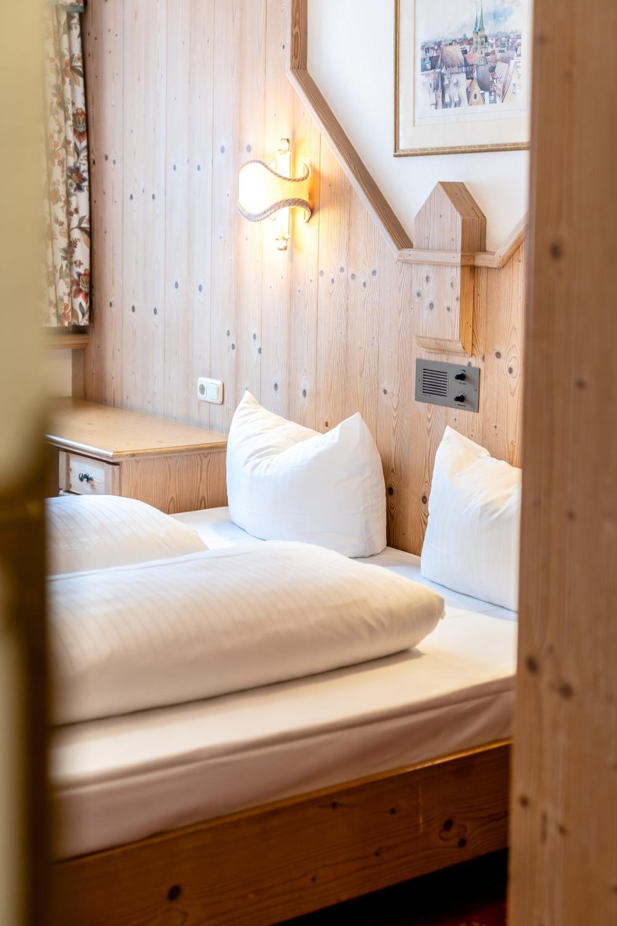 Double Room - Photo 5
