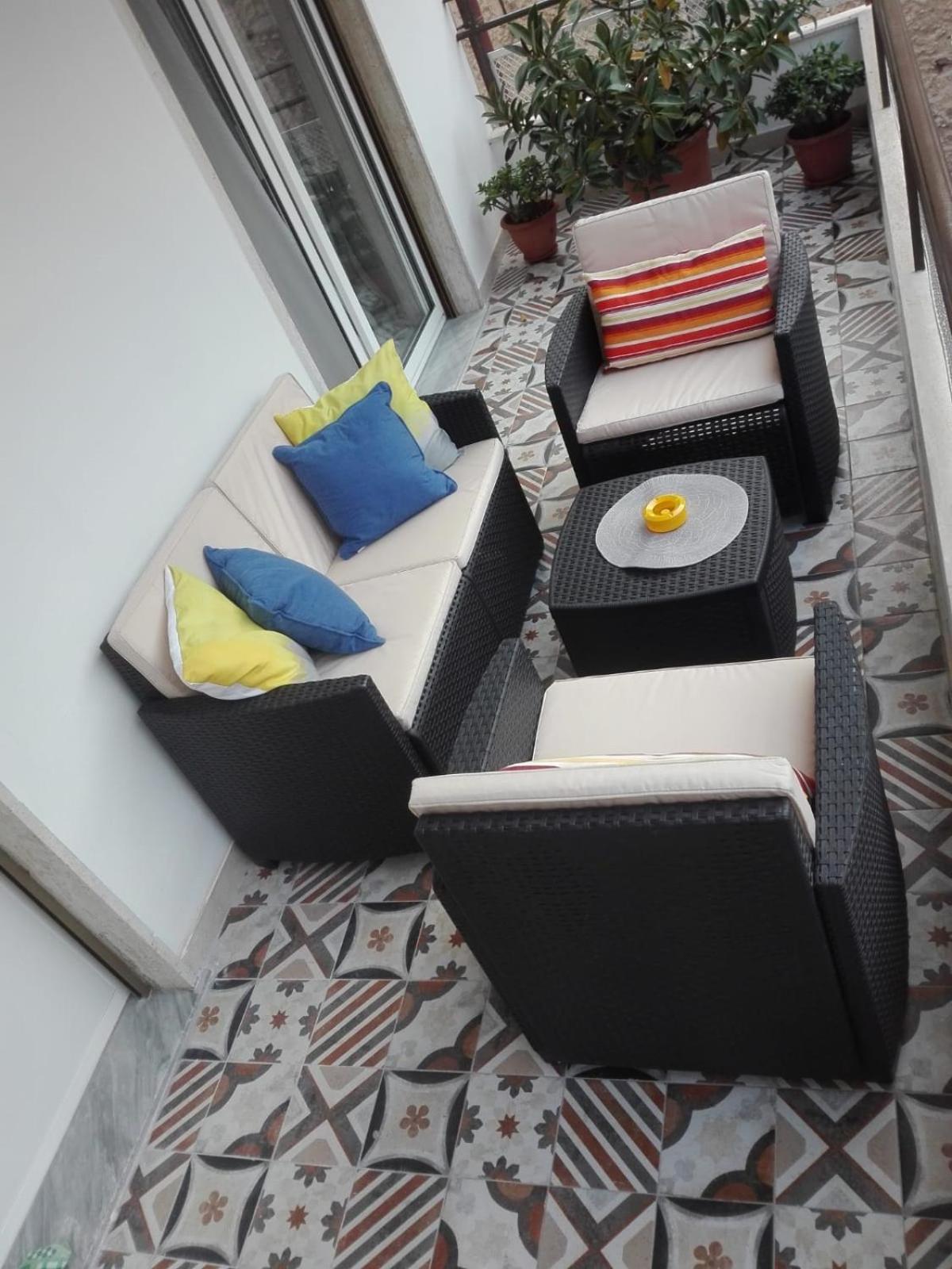 Two-Bedroom Apartment - Photo 3