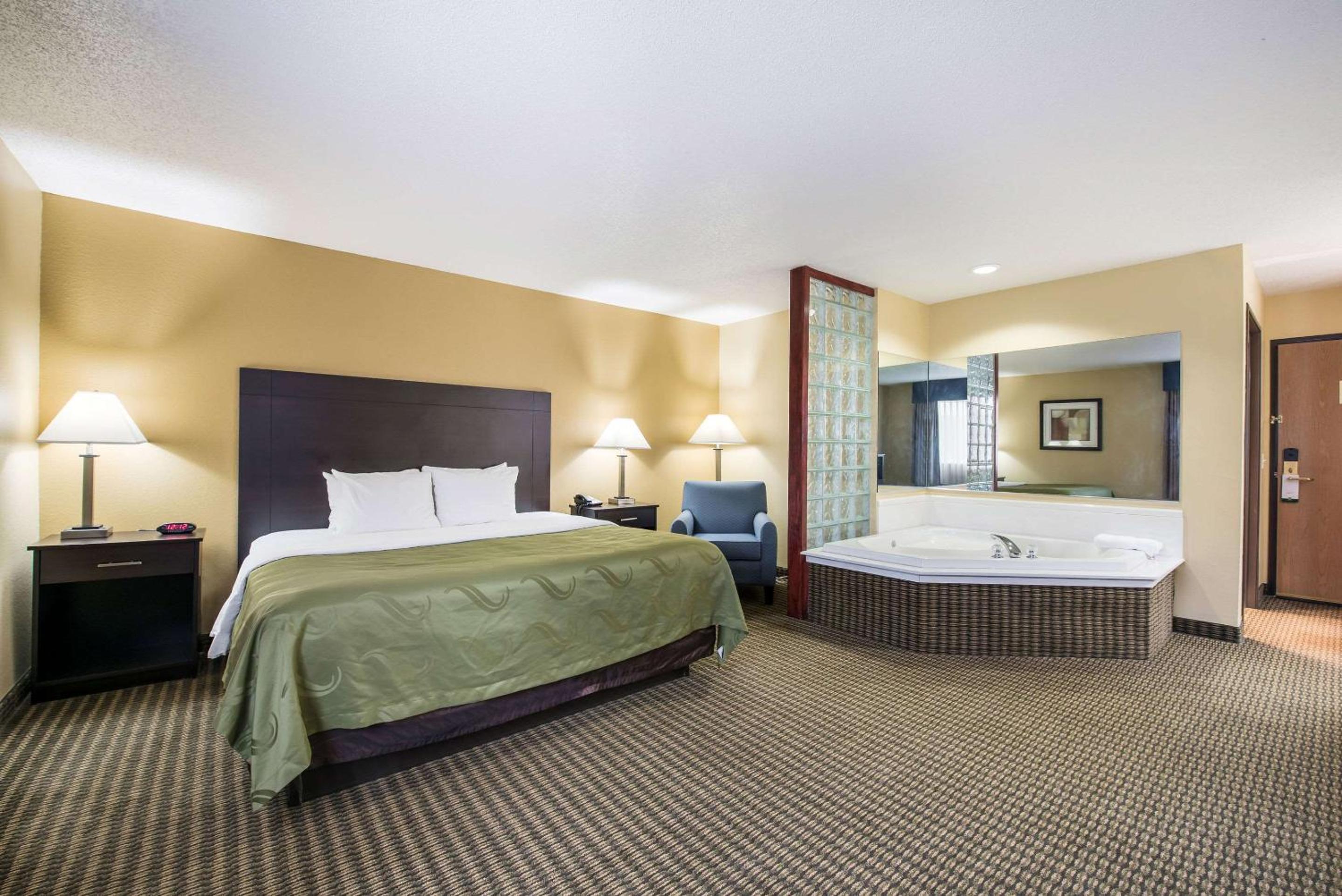 King Room - Photo 1