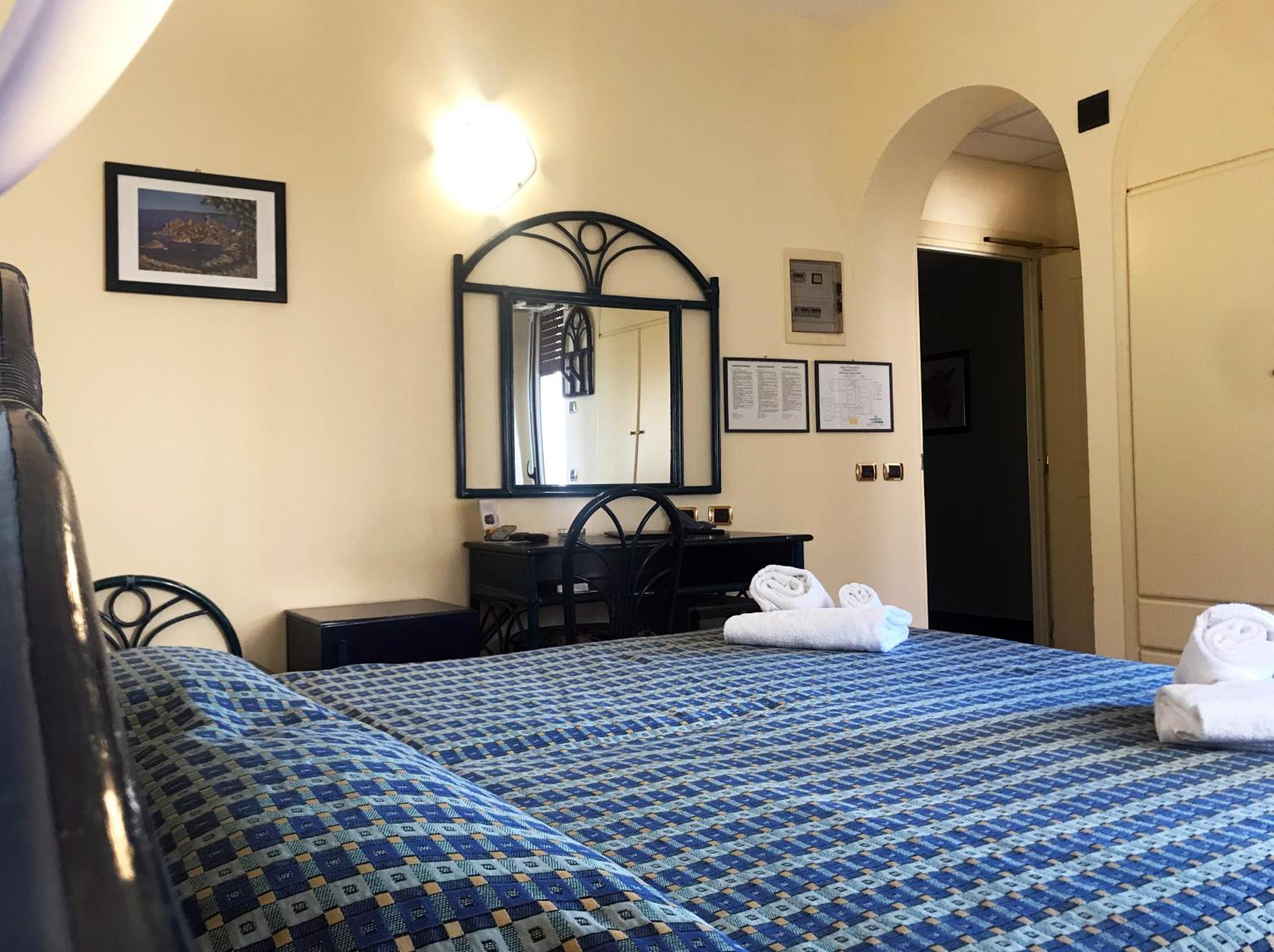 Double Room with Balcony and Sea View