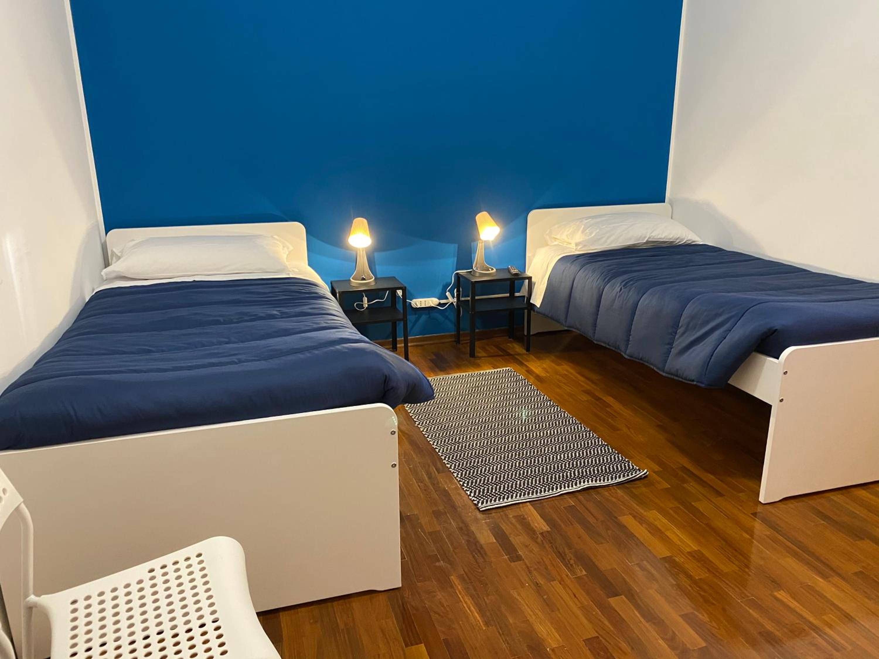 Budget Twin Room - Photo 1