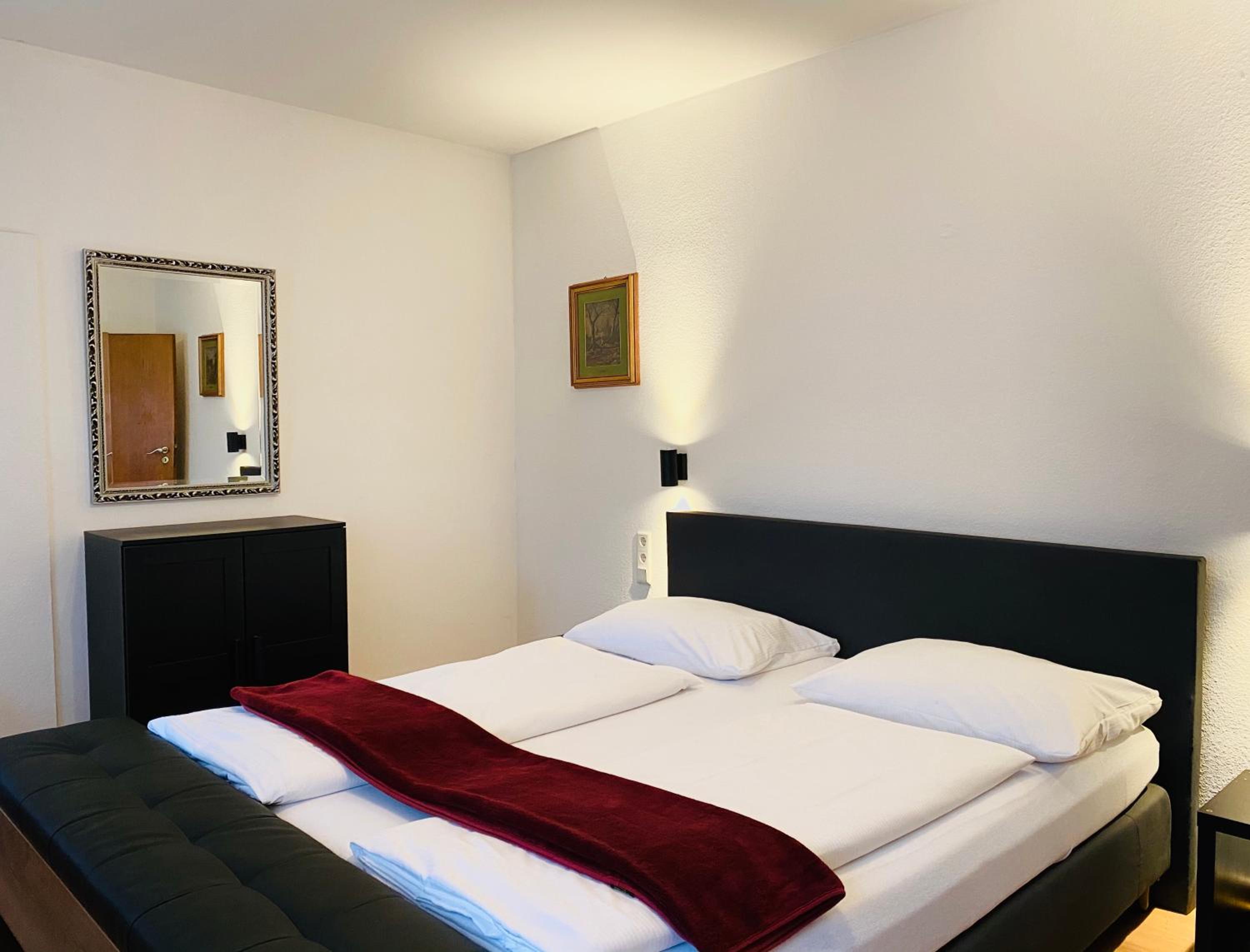 Economy Apartment - 3 rooms without Rhine River View/ Neighboring house