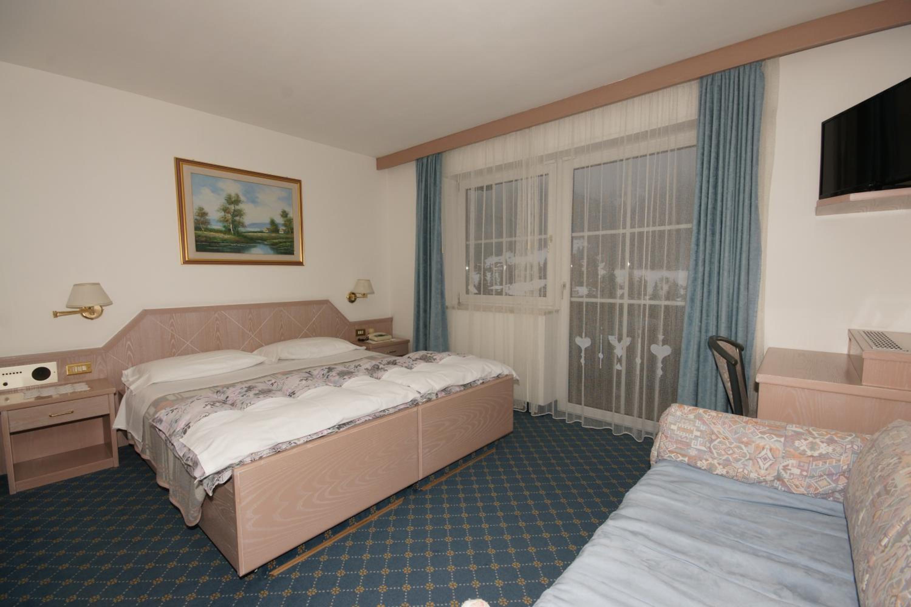 Superior Double or Twin Room photo 1