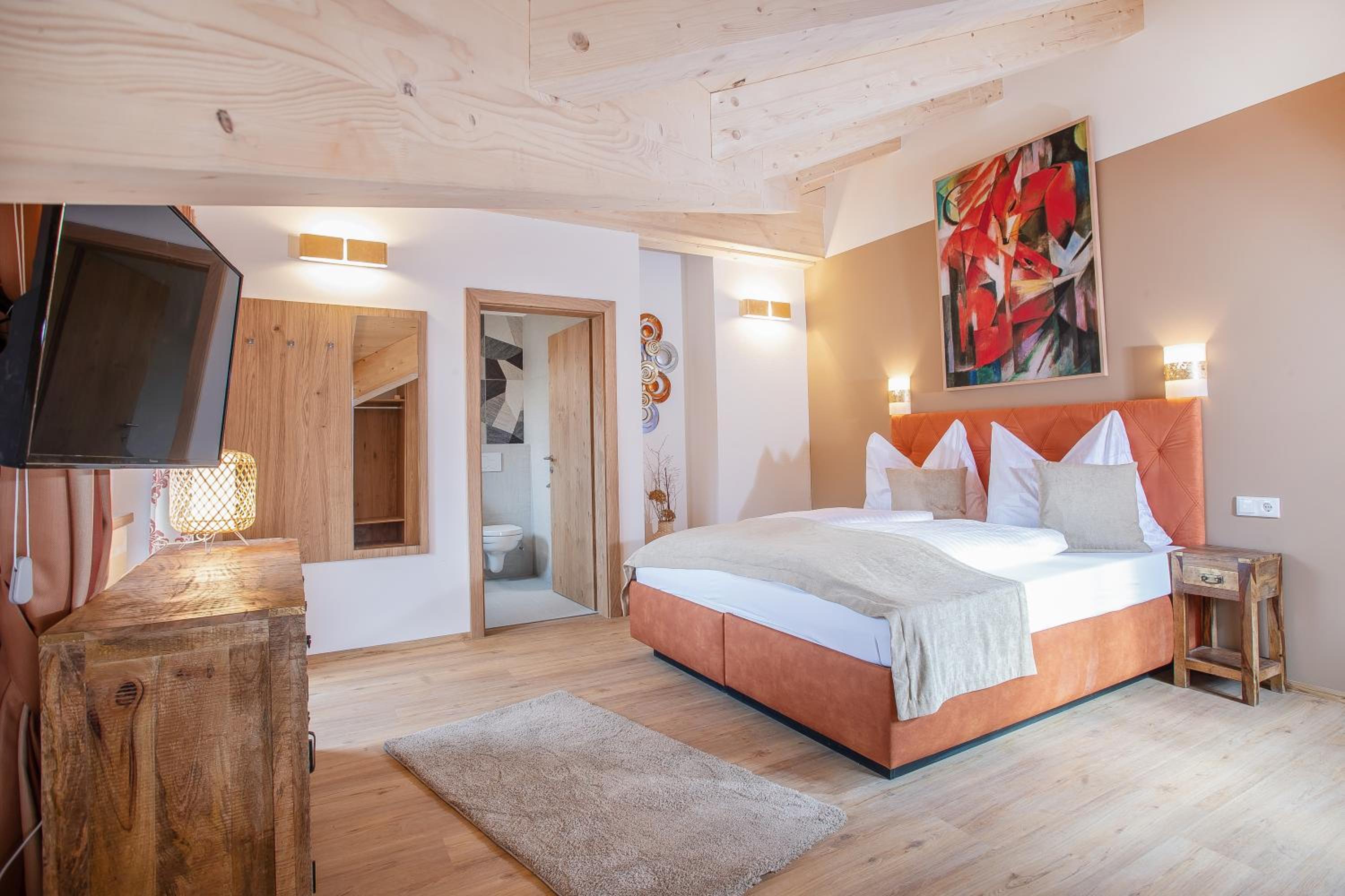 Large Double Room photo 1