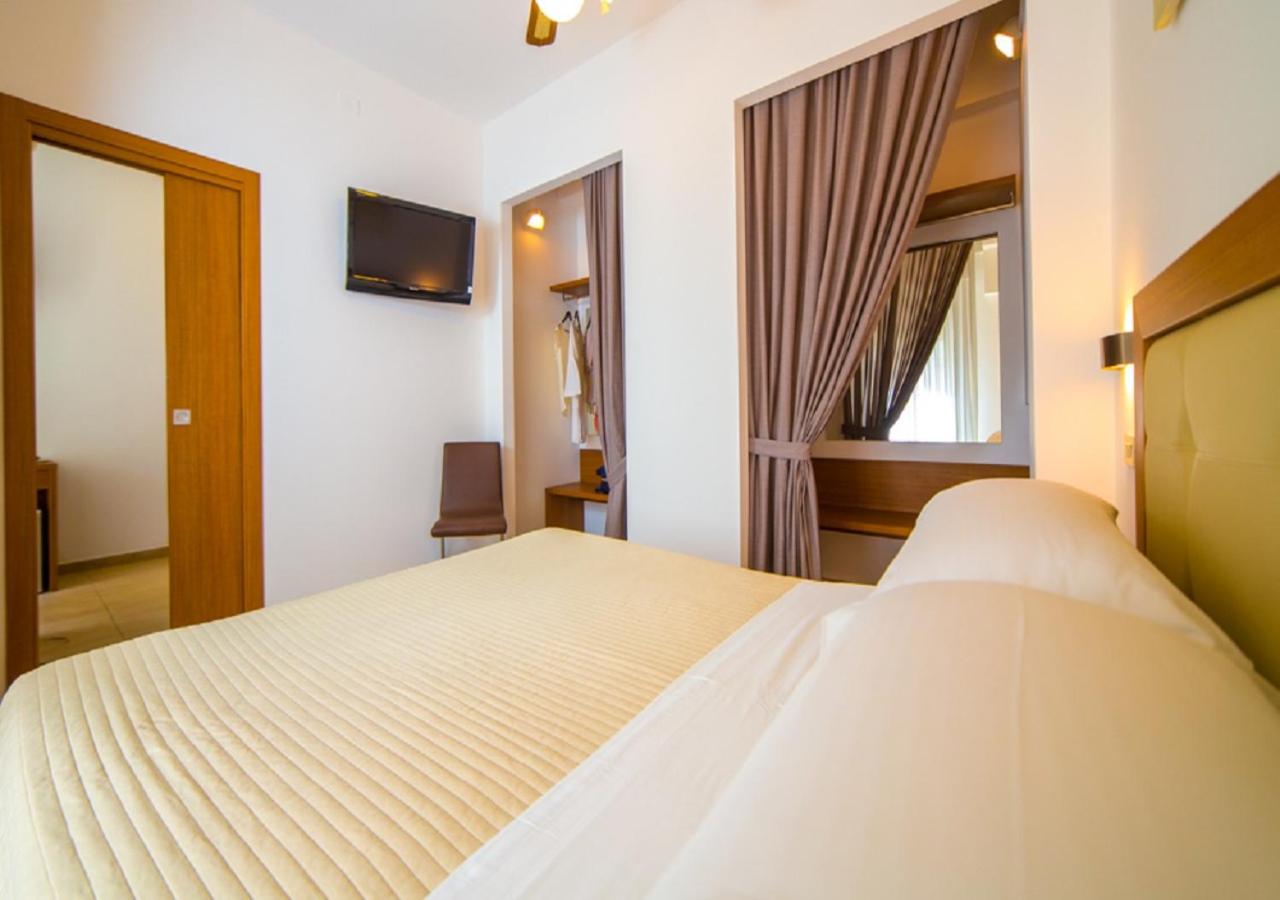 Suite with Sea View - Photo 1