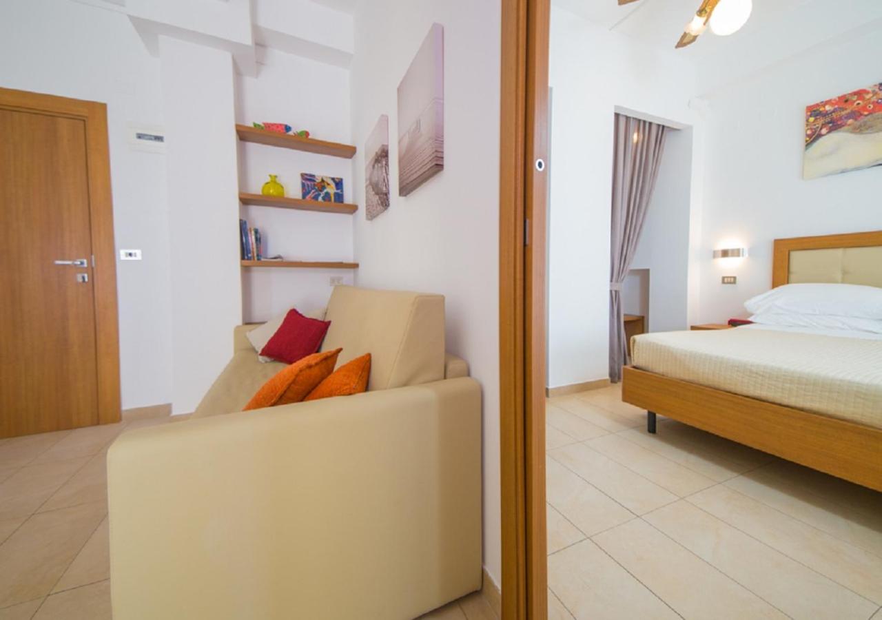 Suite with Sea View - Photo 4