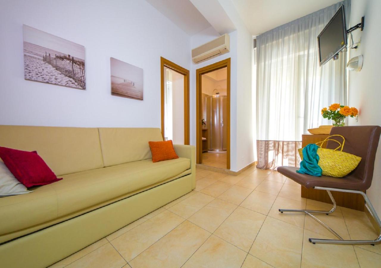 Suite with Sea View - Photo 2