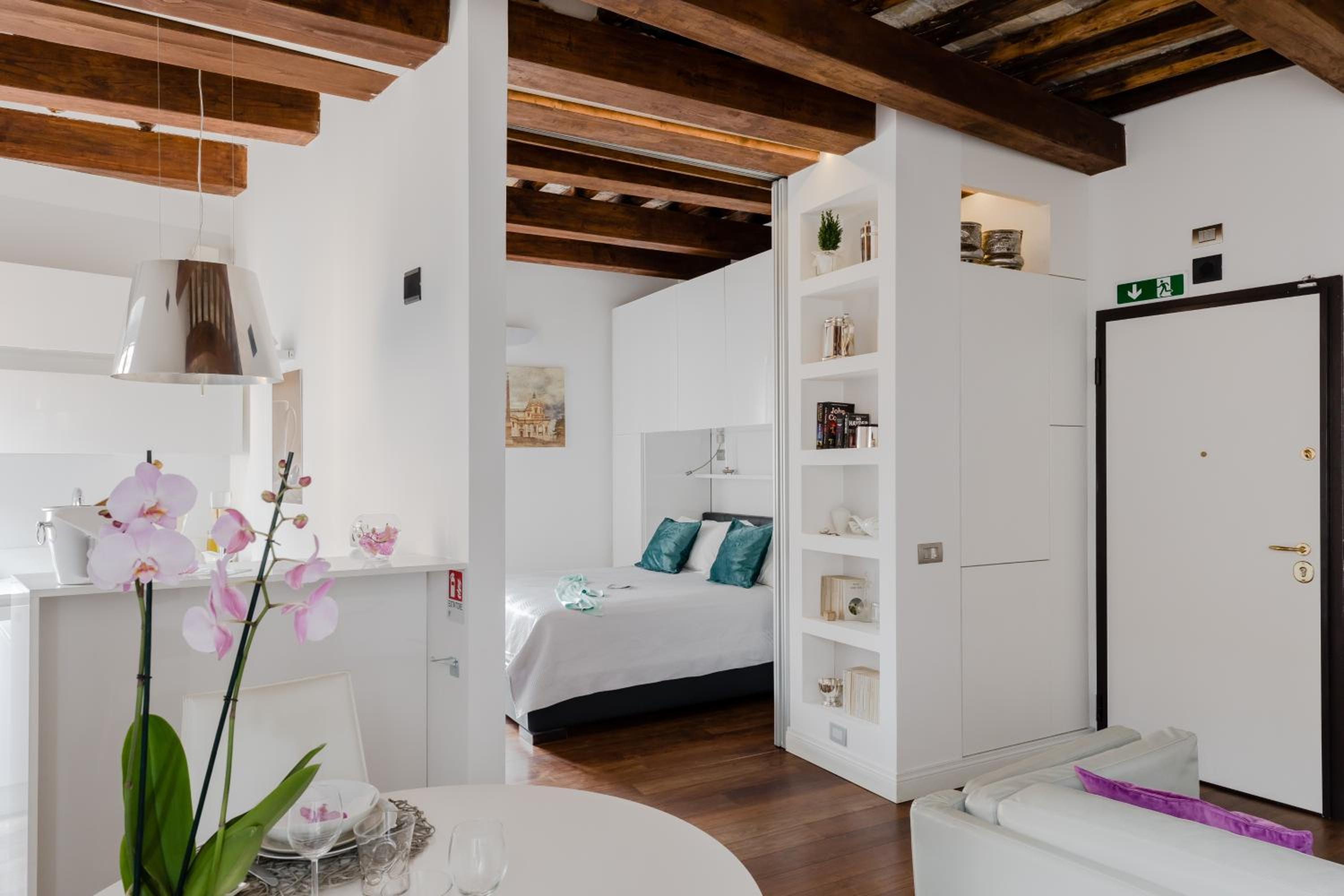 One-Bedroom Apartment with Terrace