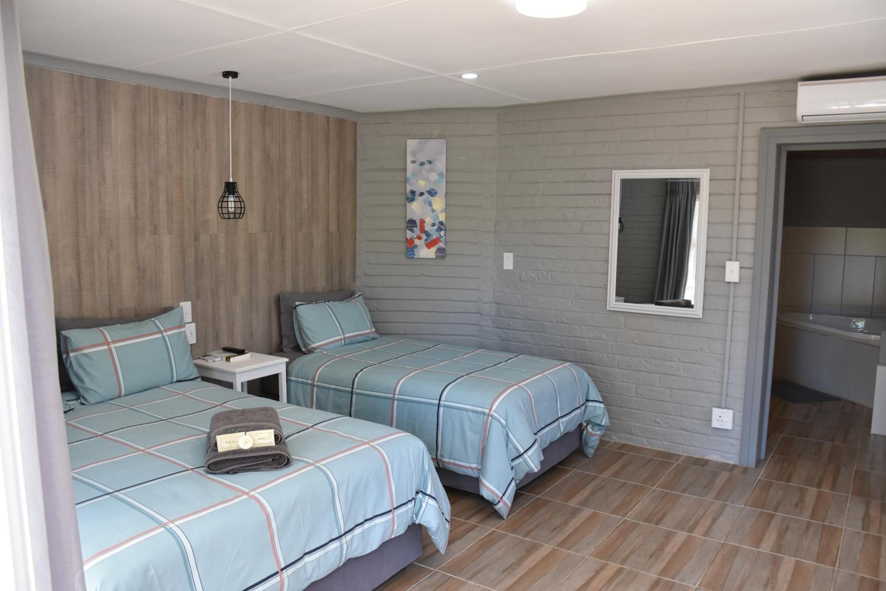 Deluxe Triple Room - Photo 4