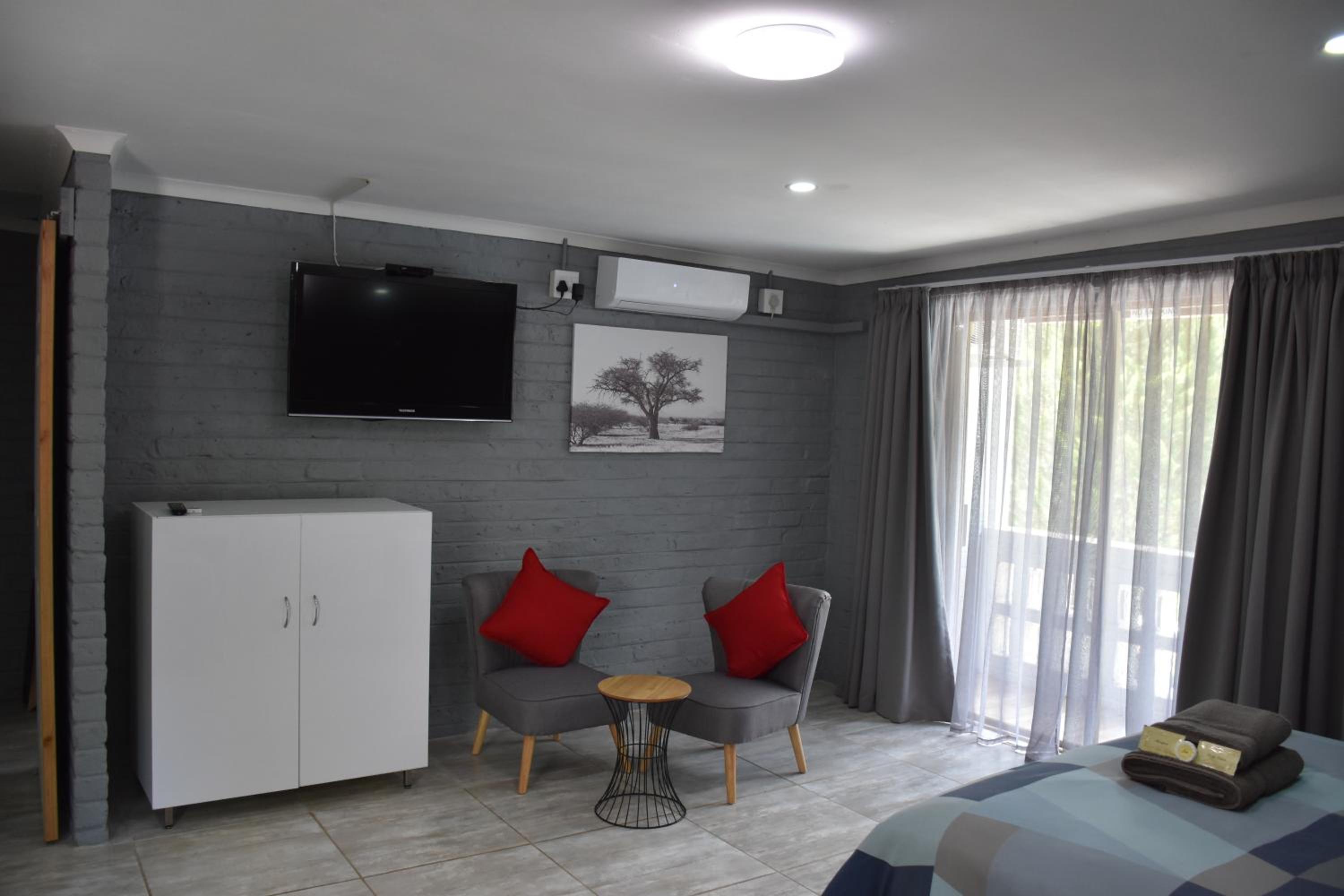 Deluxe Triple Room - Photo 6