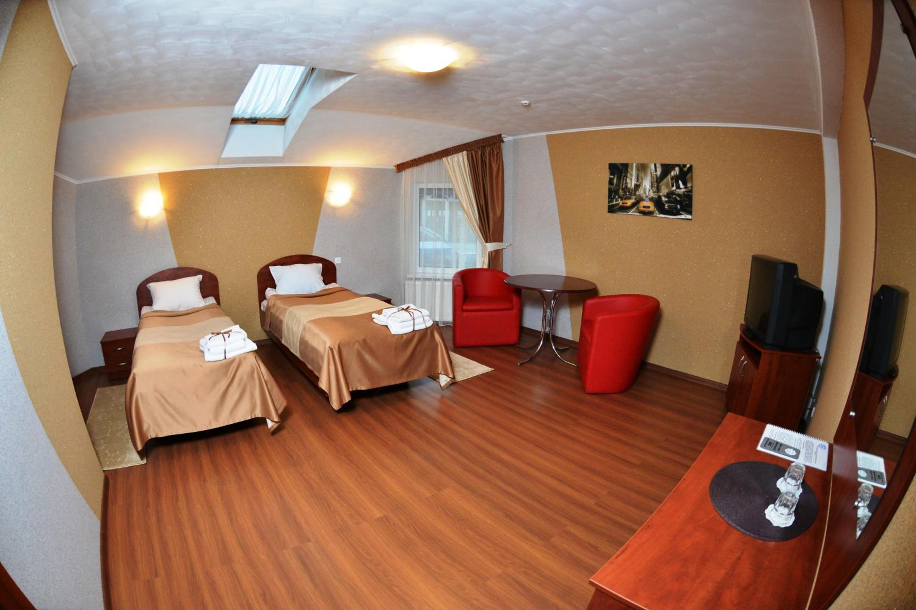 Standard Twin Room
