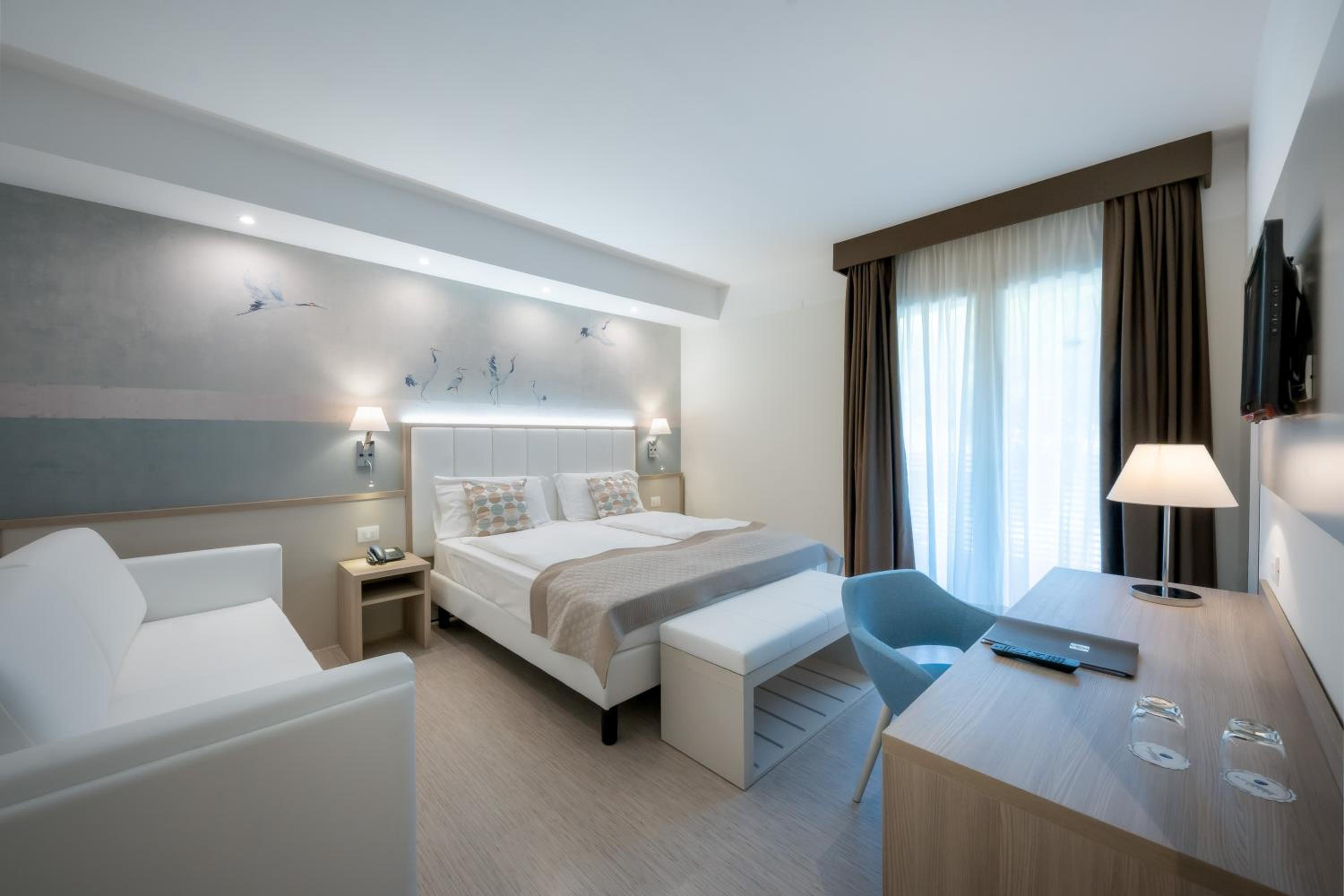 Superior Triple Room photo 1