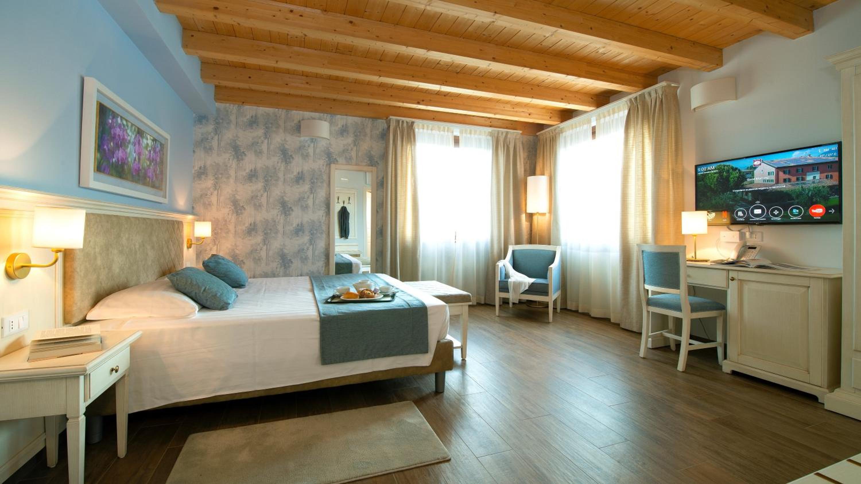Superior Double Room - Photo 1