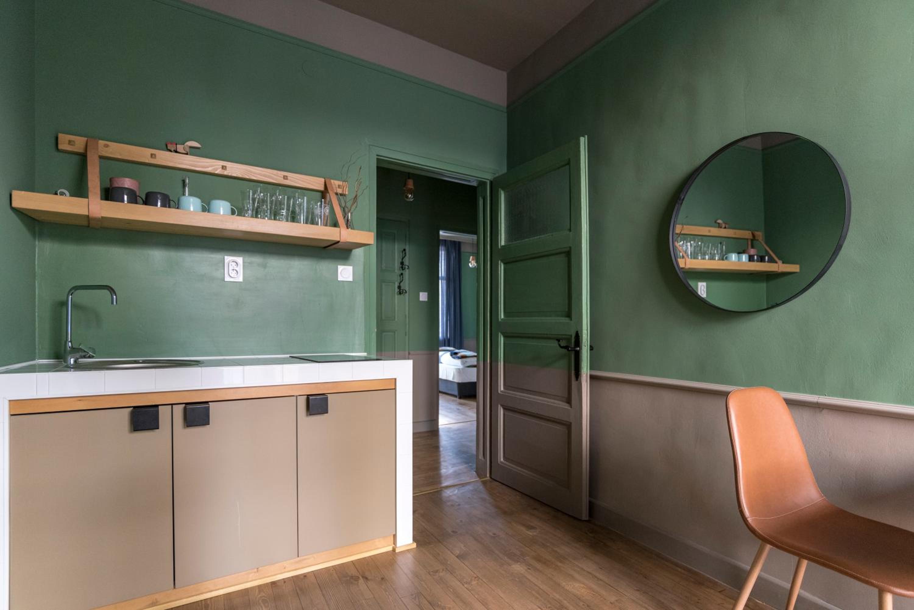 Two-Bedroom Apartment - Photo 7