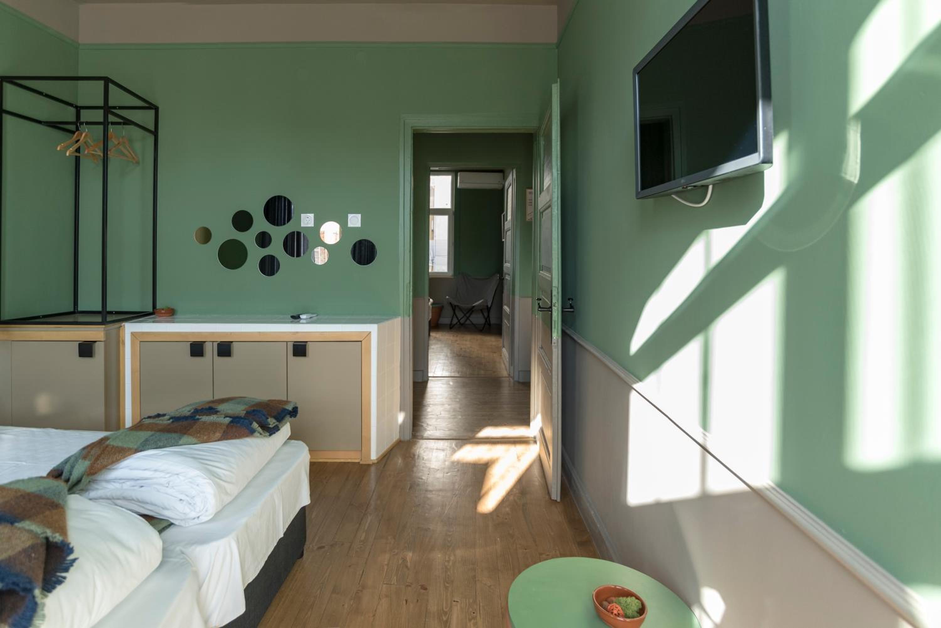 Two-Bedroom Apartment - Photo 33