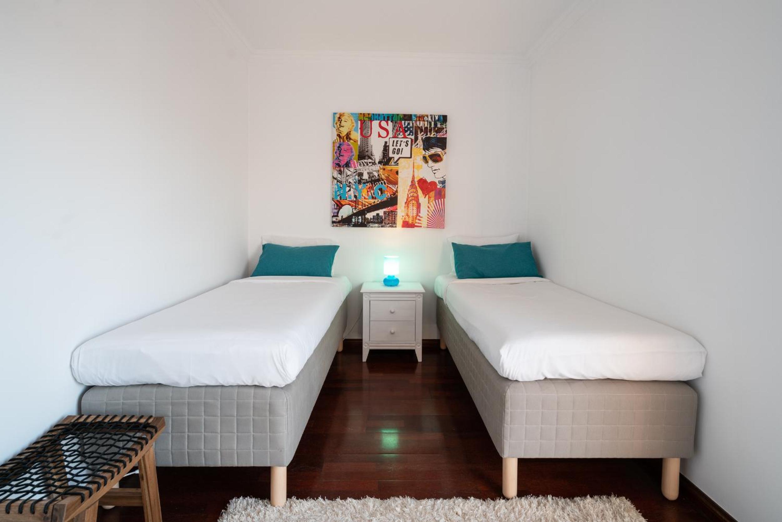 Three-Bedroom Apartment photo 1