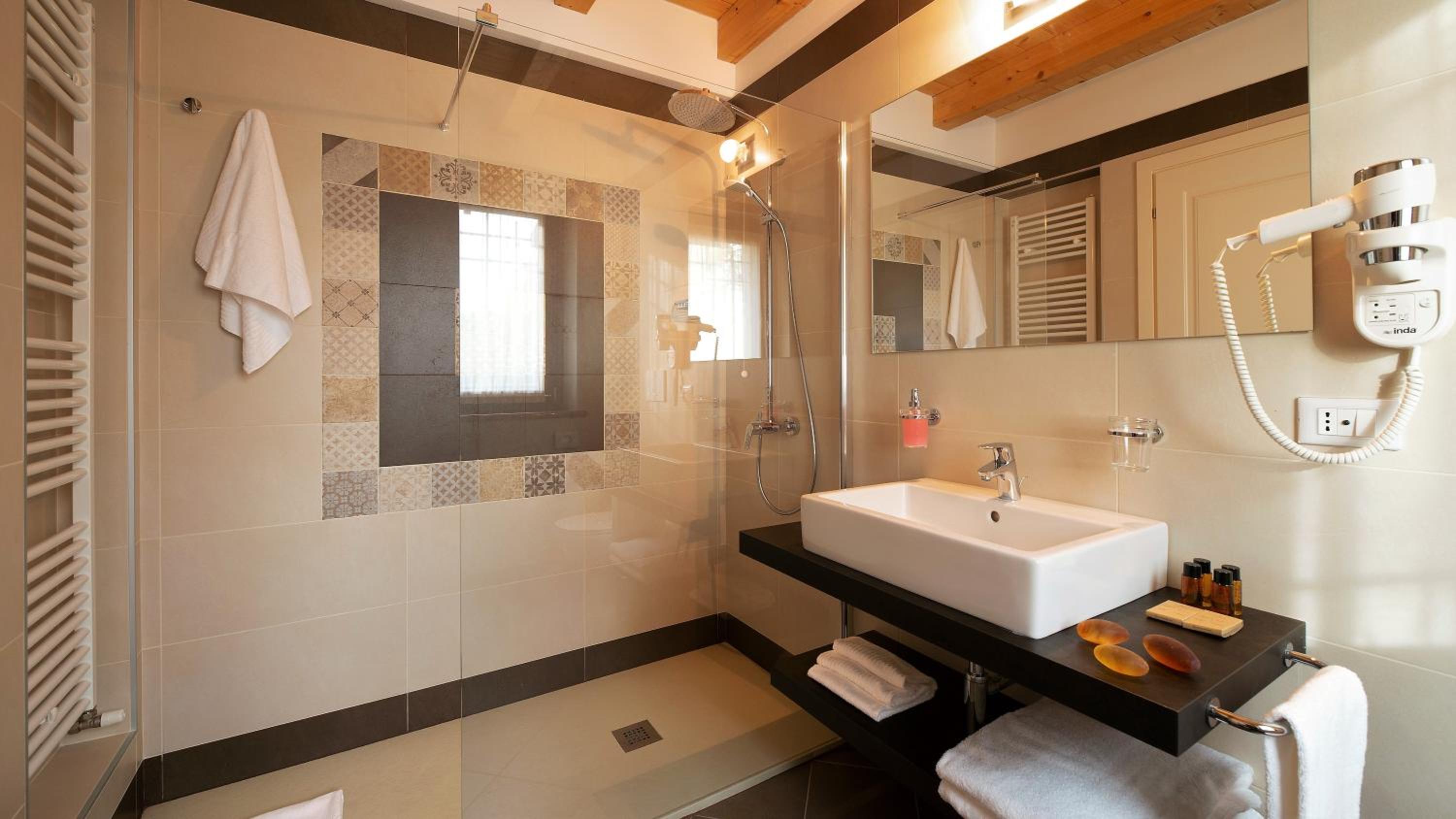 Superior Double Room - Photo 7
